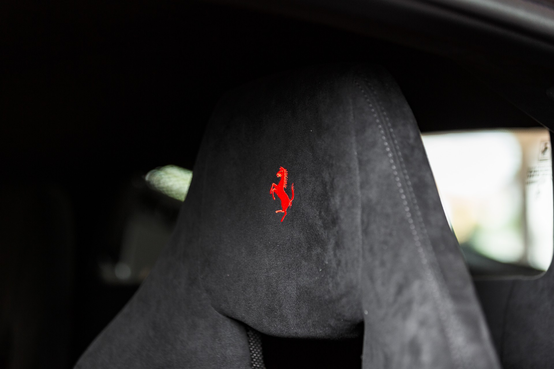 FERRARI 488 Pista 3.9 V8-image-9