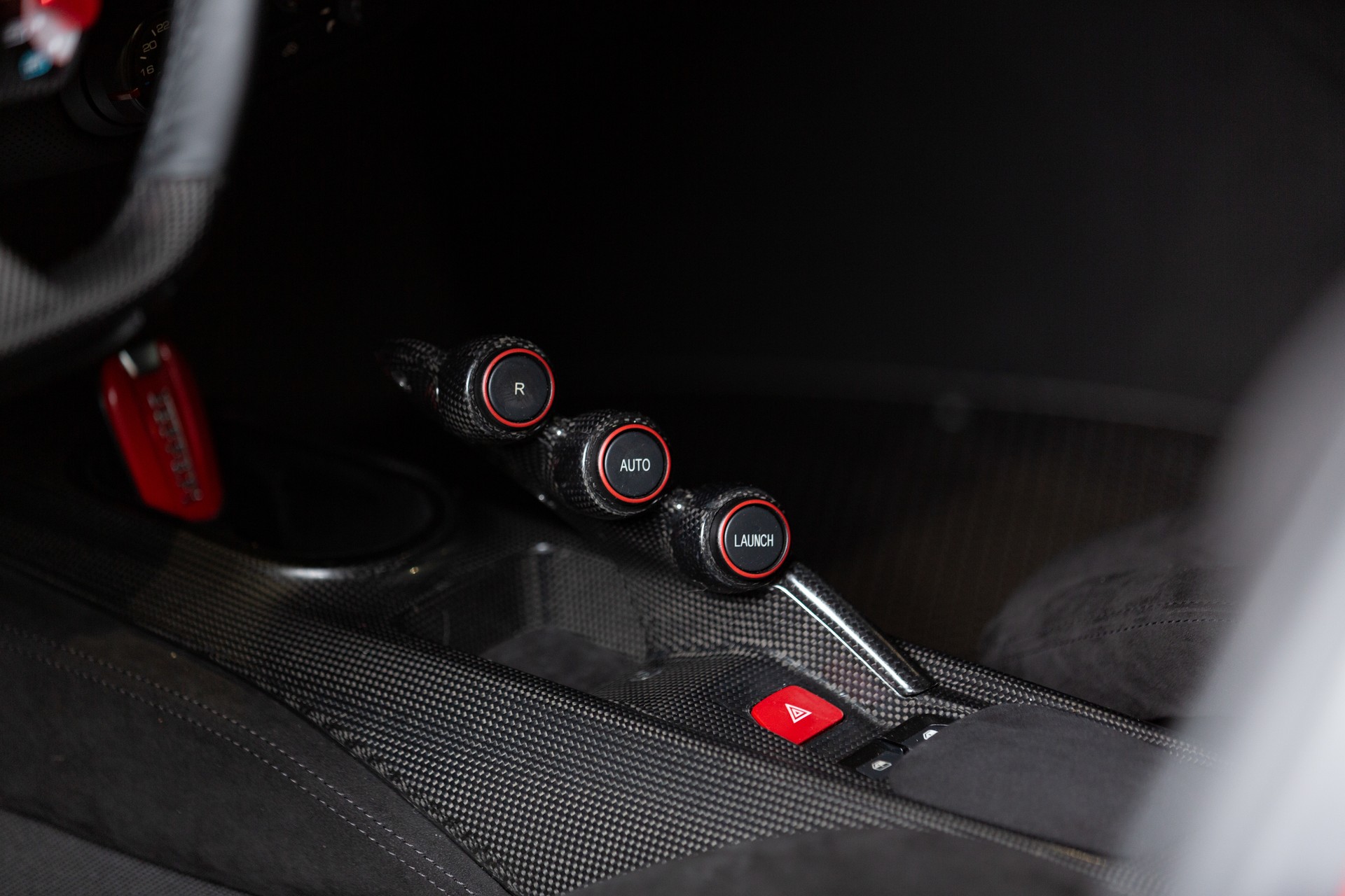 FERRARI 488 Pista 3.9 V8-image-23