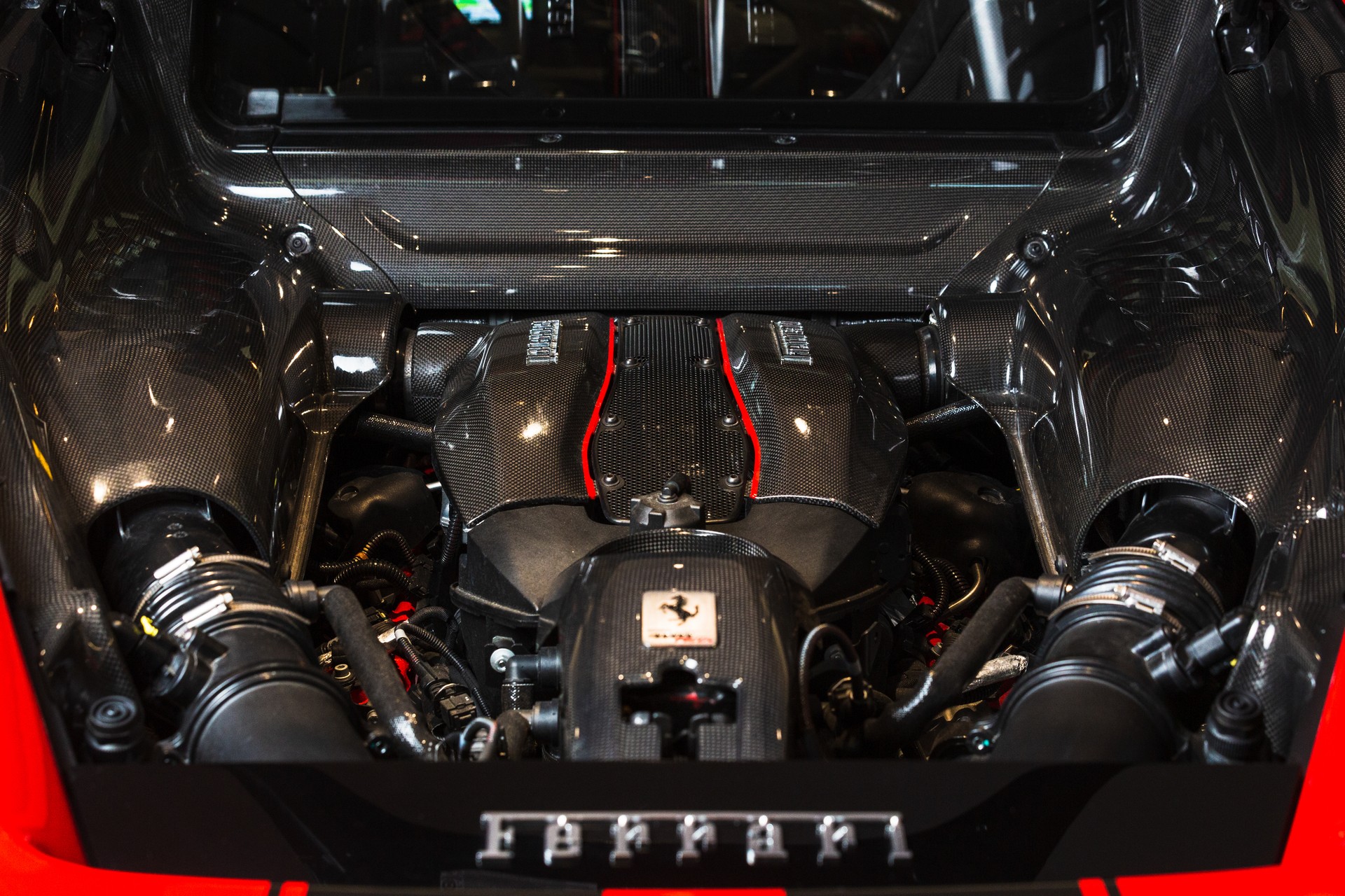 FERRARI 488 Pista 3.9 V8-image-26