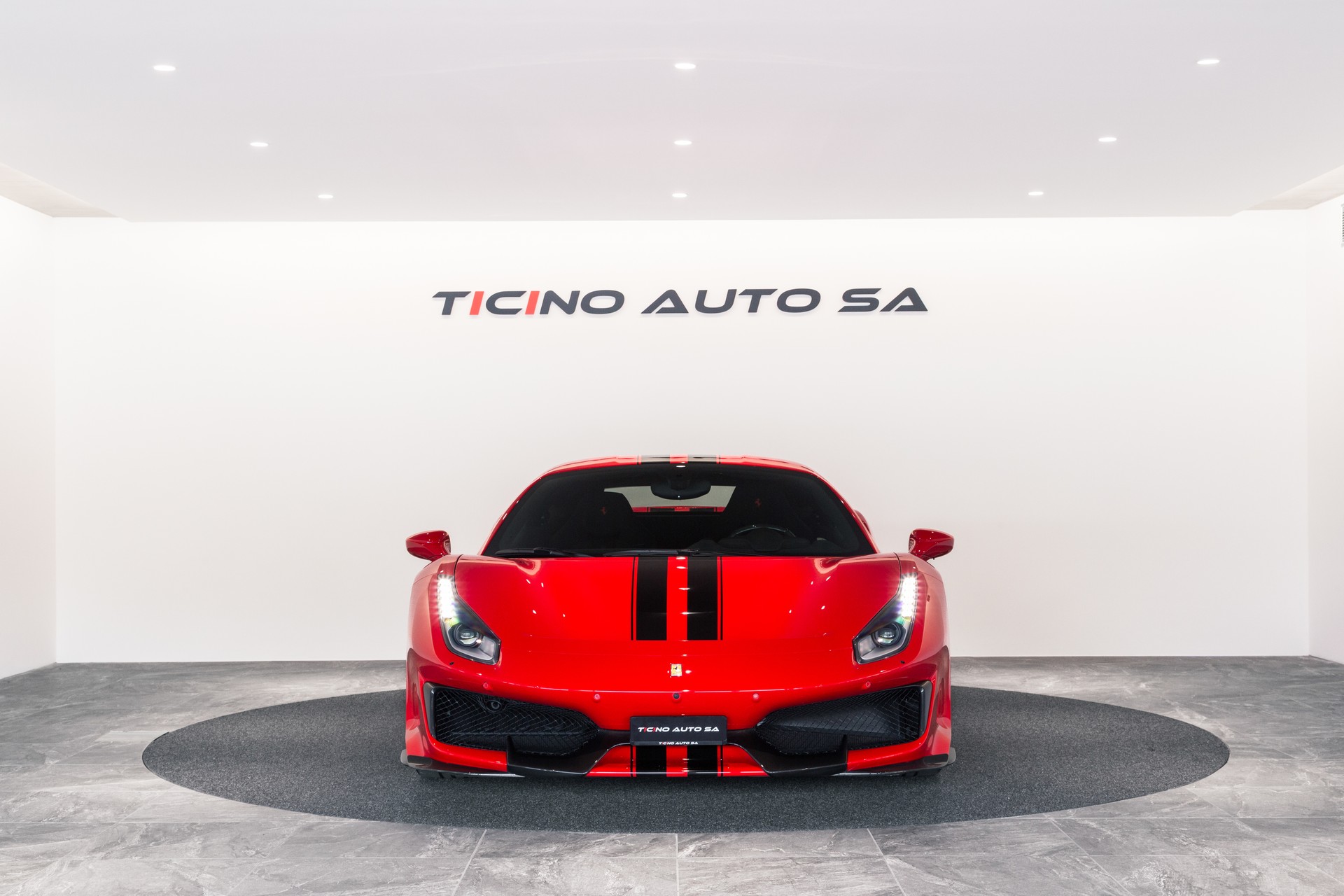 FERRARI 488 Pista 3.9 V8-image-18
