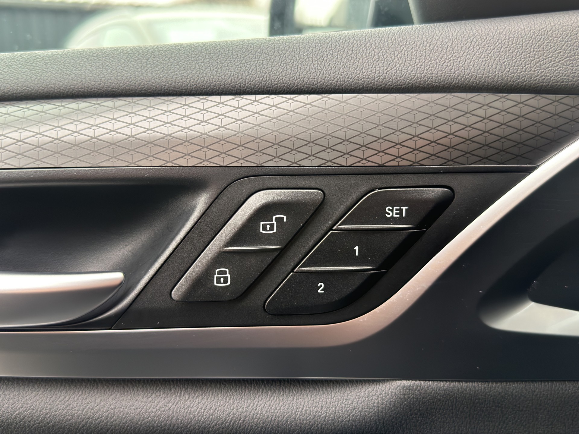 BMW X3 xDrive 30e M Sport / ACC / Head-Up Display-image-21