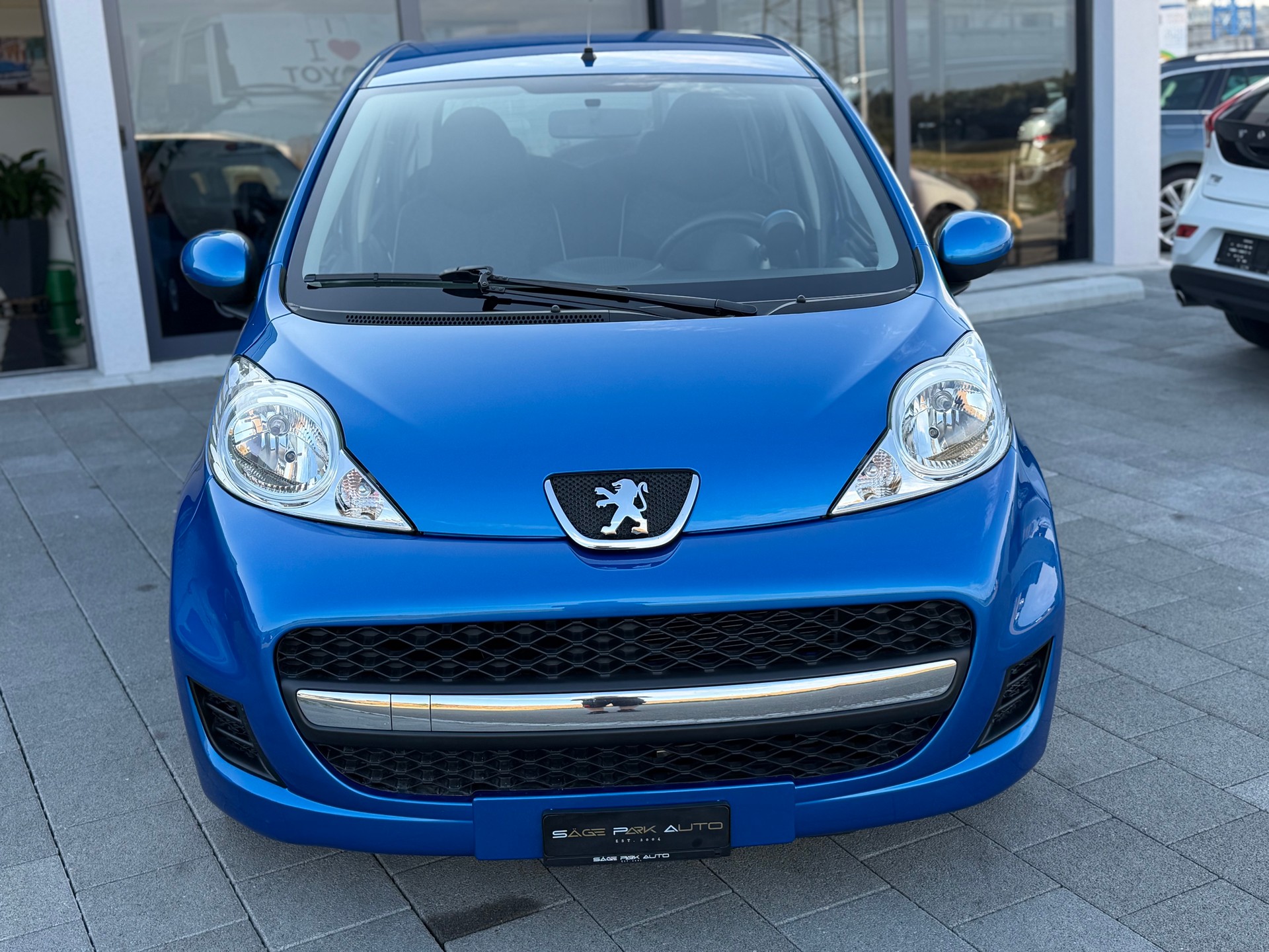 PEUGEOT 107 1.0 Swiss Edition BMP5
