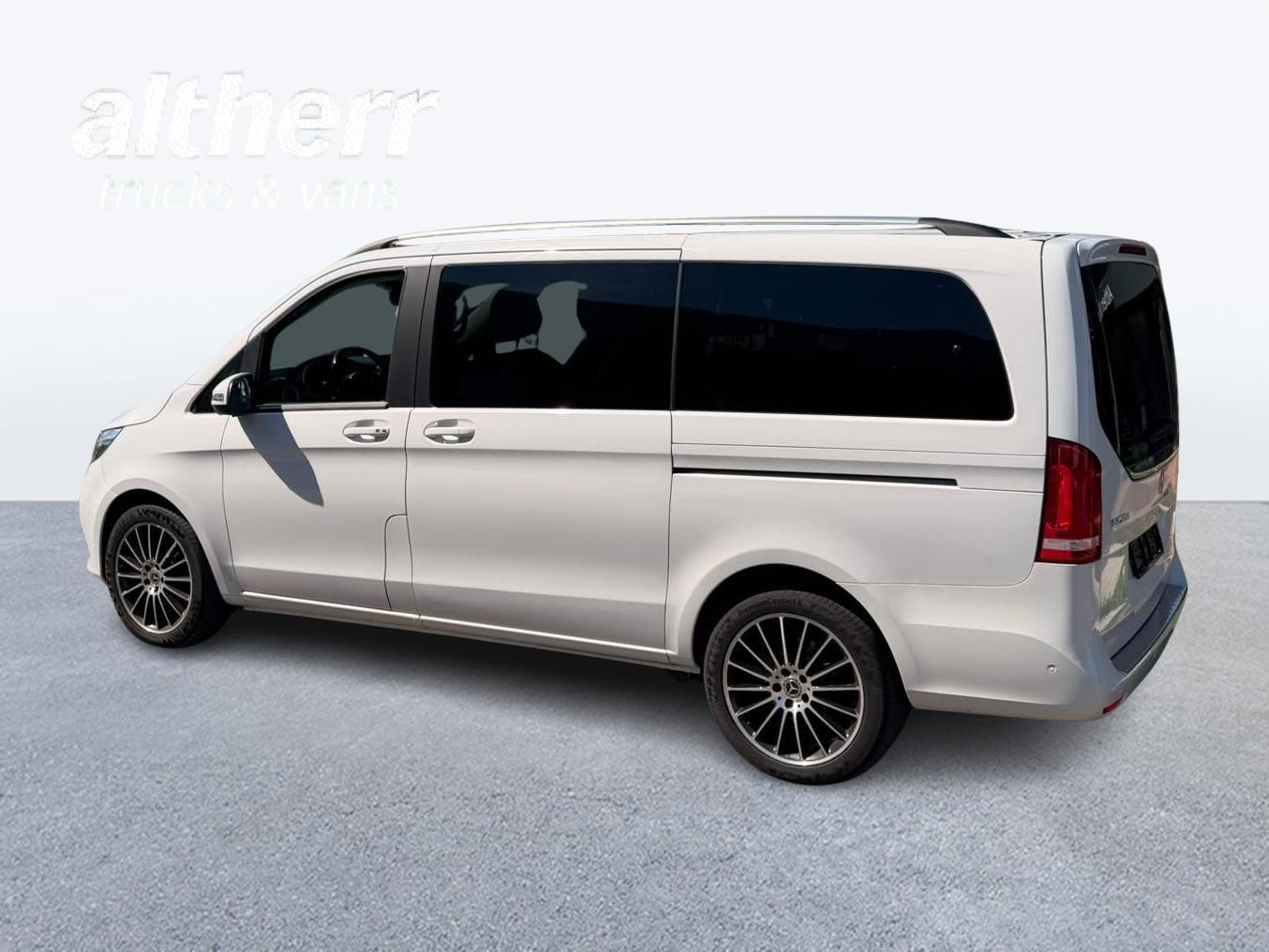 MERCEDES-BENZ V 250 d BlueTec lang 4matic Van-showroom-element-1