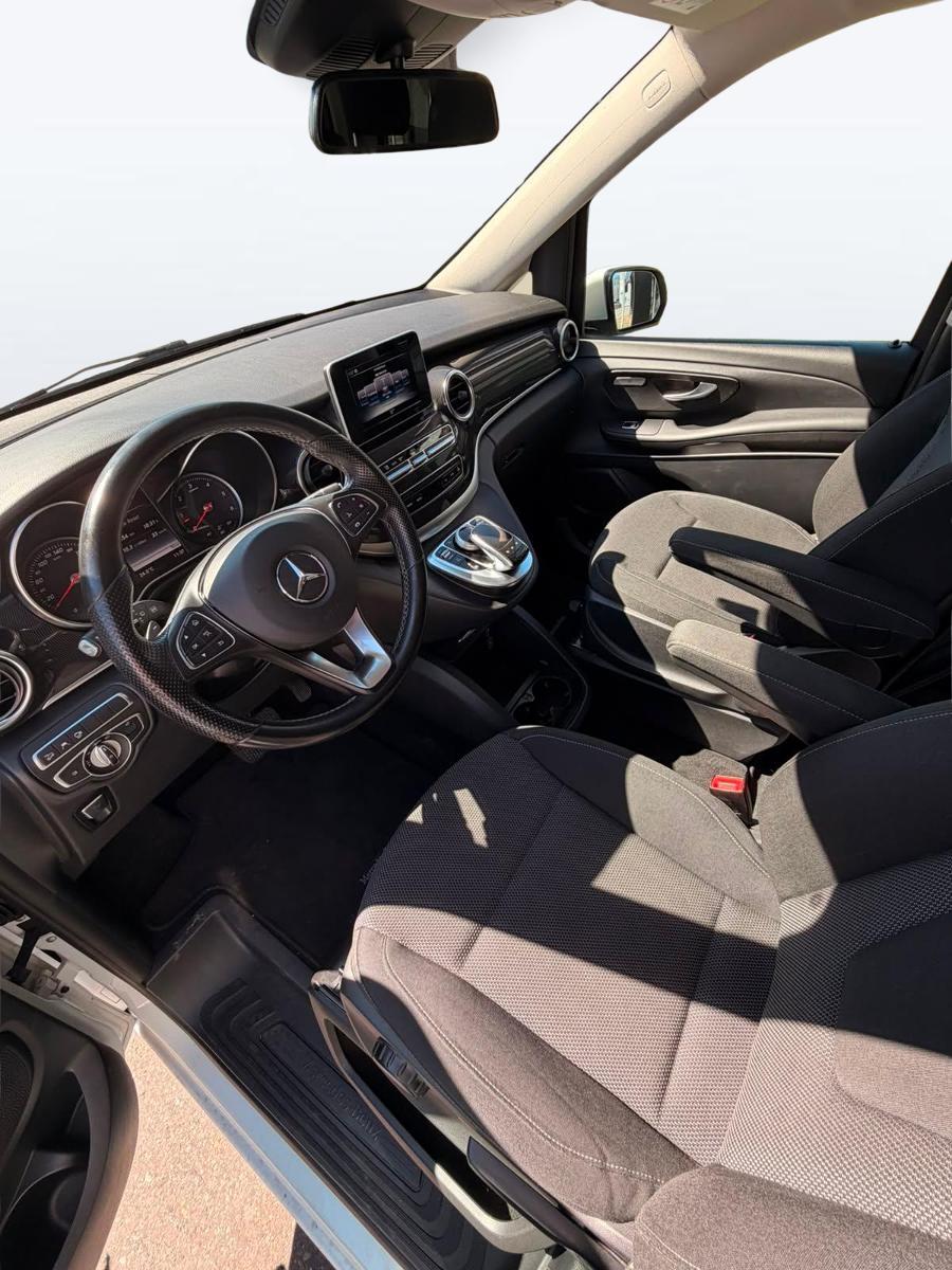 MERCEDES-BENZ V 250 d BlueTec lang 4matic Van-image-7