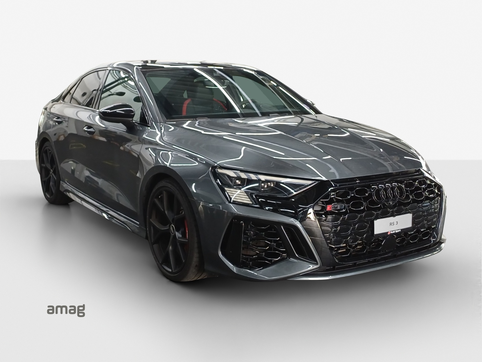AUDI RS3 Limousine 2.5 TSI quattro S-tronic-image-5