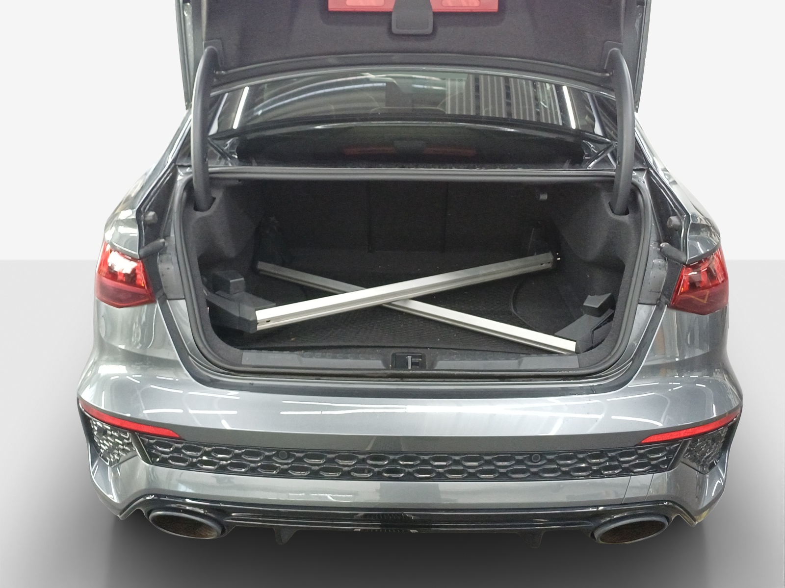 AUDI RS3 Limousine 2.5 TSI quattro S-tronic-image-12