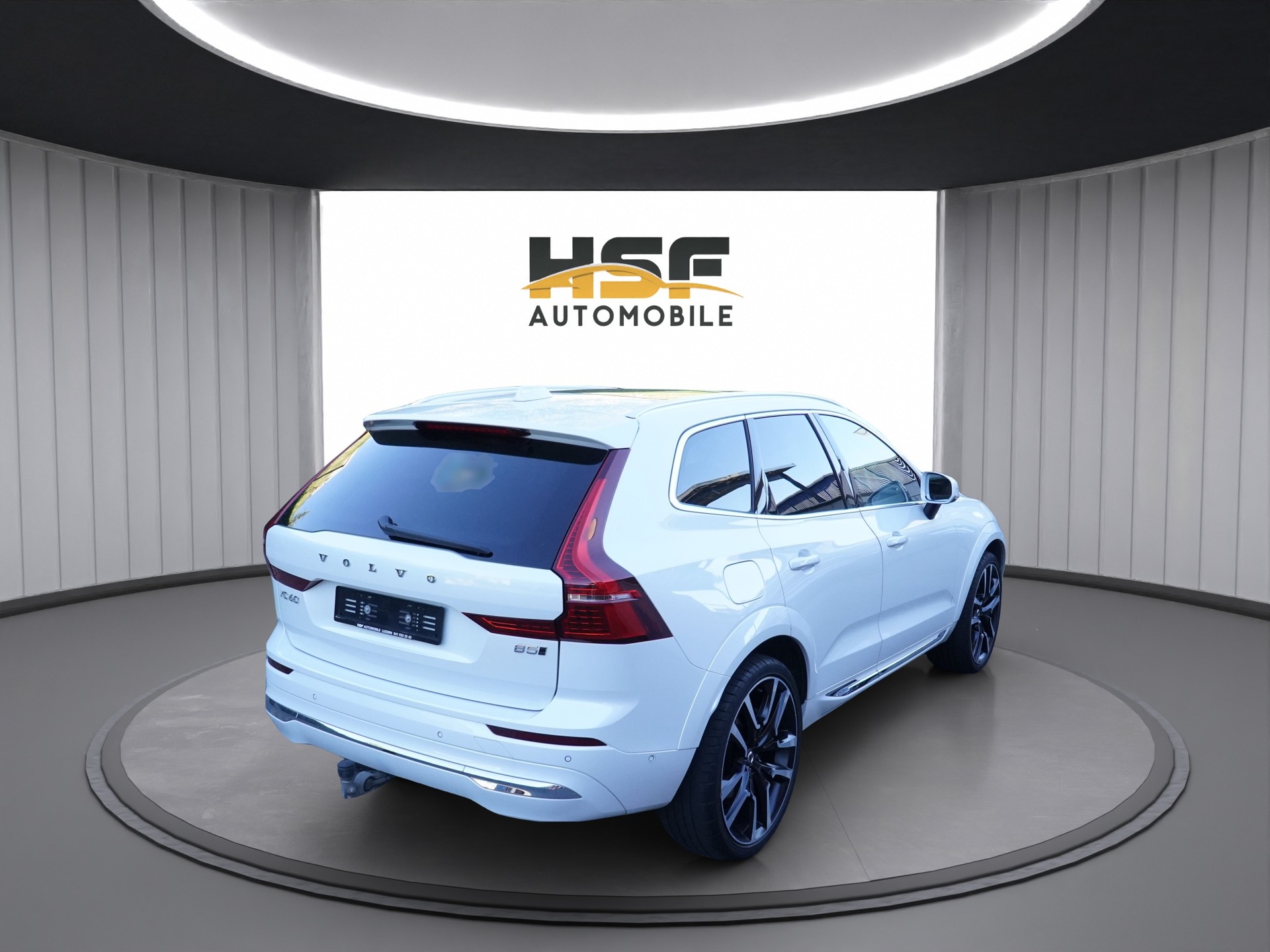 VOLVO XC60 B5 Benzin Mild Hybrid AWD Ultimate Bright Geartronic R-Design *CH Fahrzeug & AHK-2400*-showroom-element-2