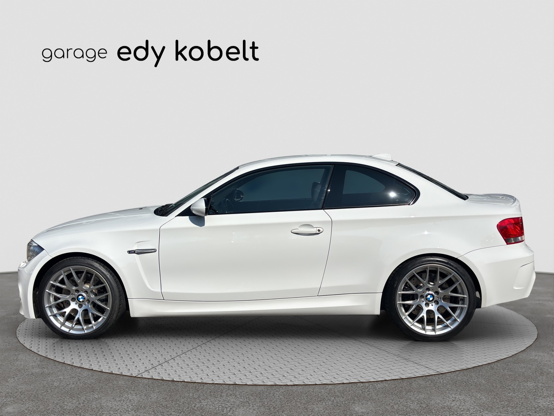 BMW 1er M Coupé-showroom-element-1