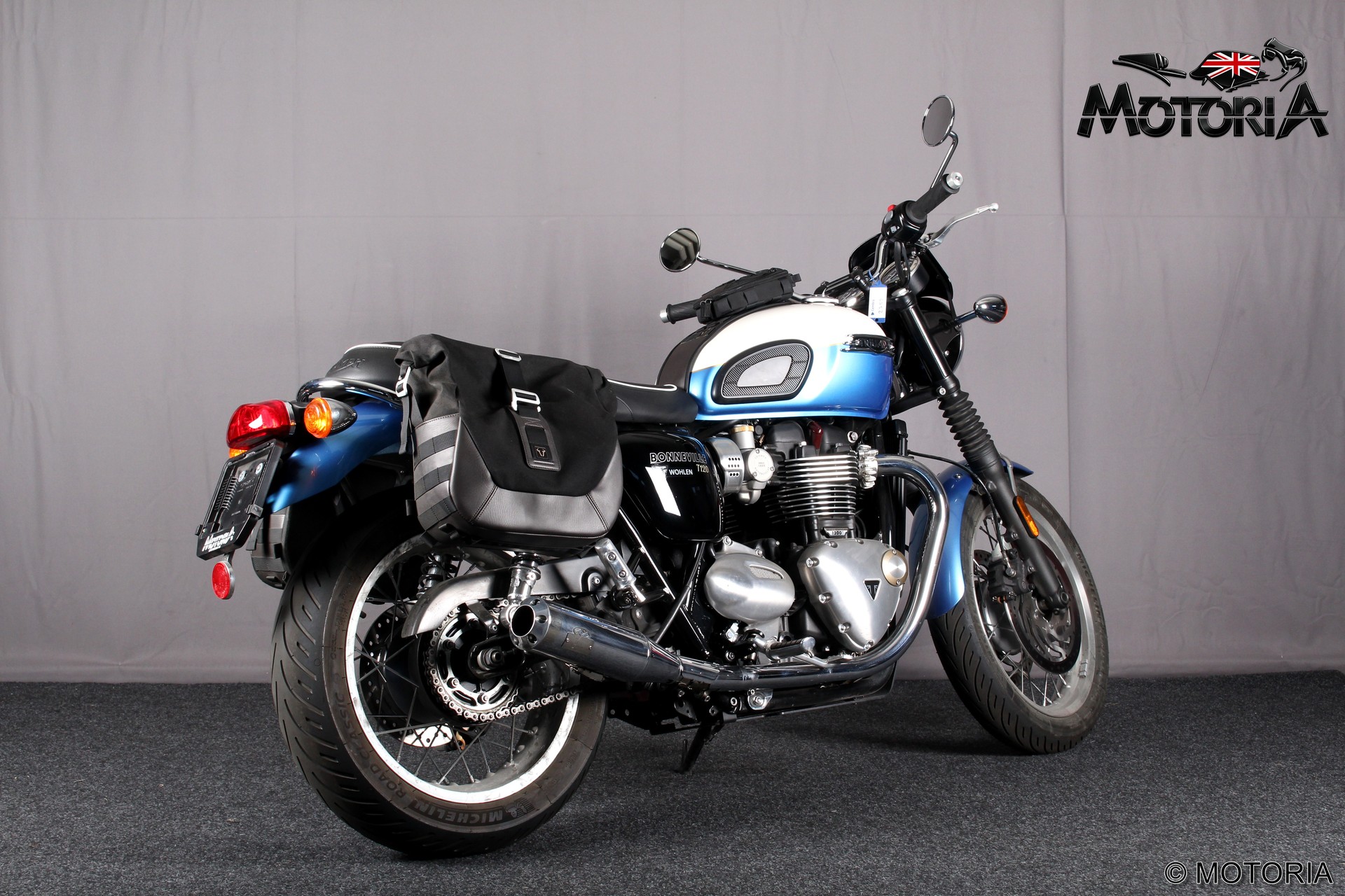 TRIUMPH Bonneville T120 ABS-image-2