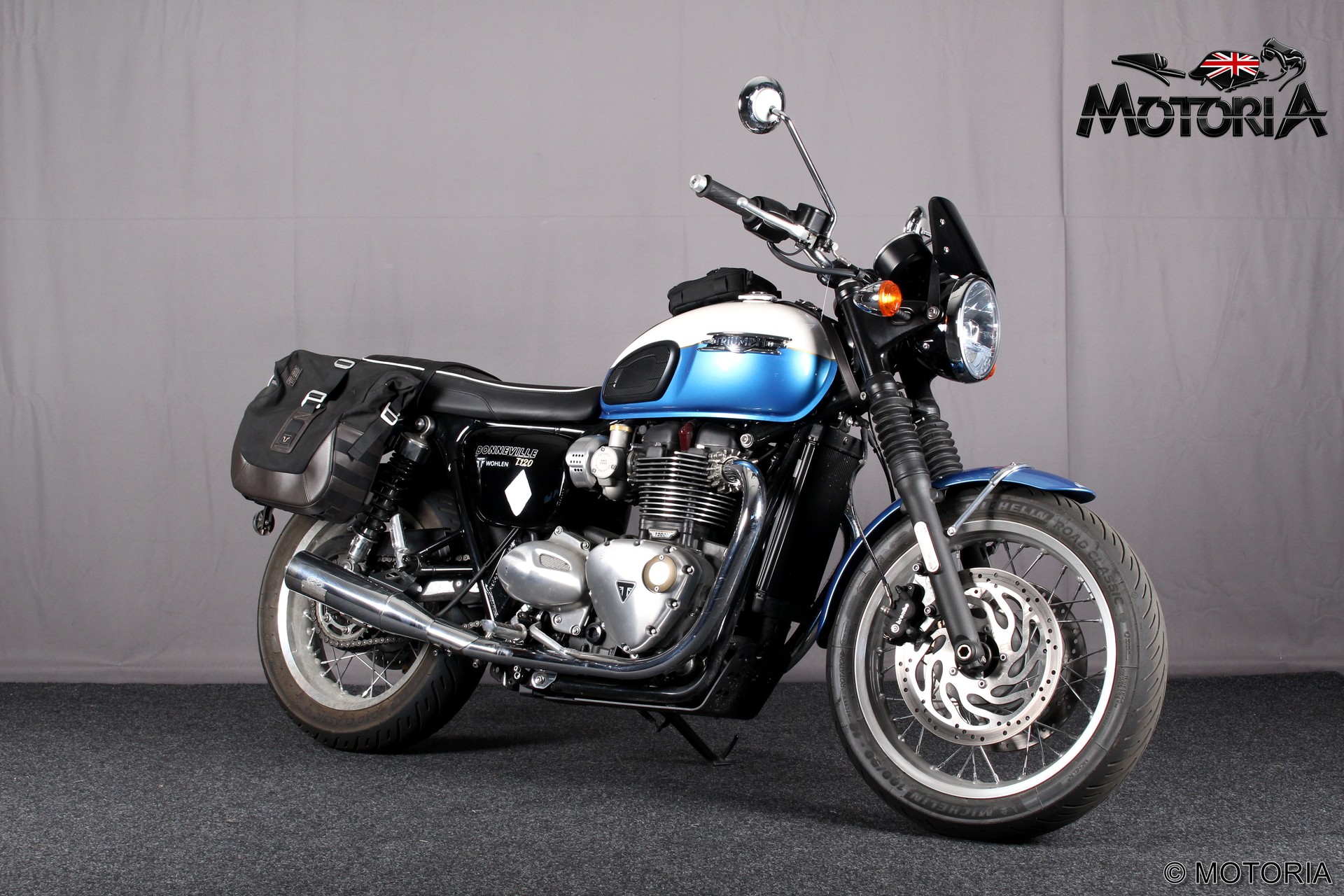 TRIUMPH Bonneville T120 ABS-image-0