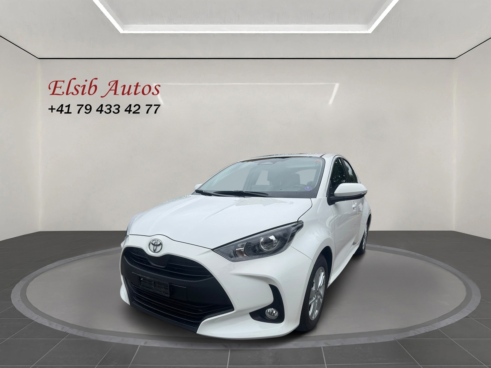 TOYOTA Yaris 1.5 Comfort e-CVT