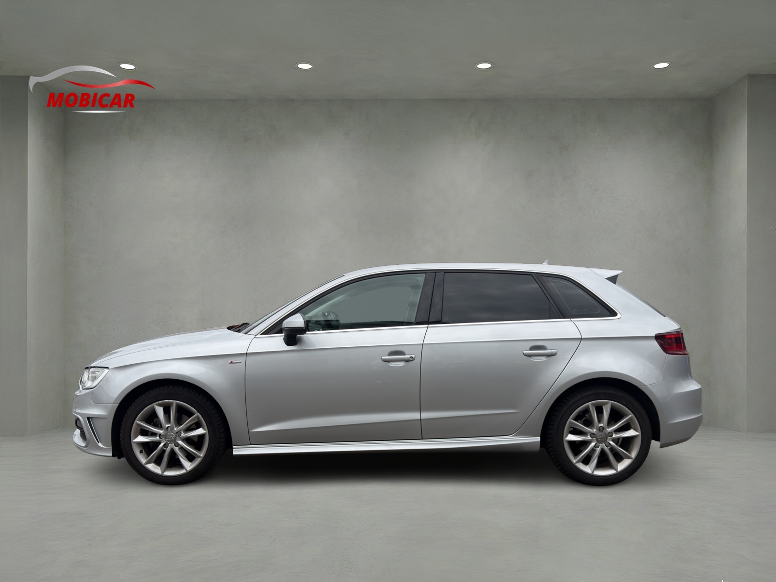 AUDI A3 Sportback 1.2 TFSI Attraction-showroom-element-1