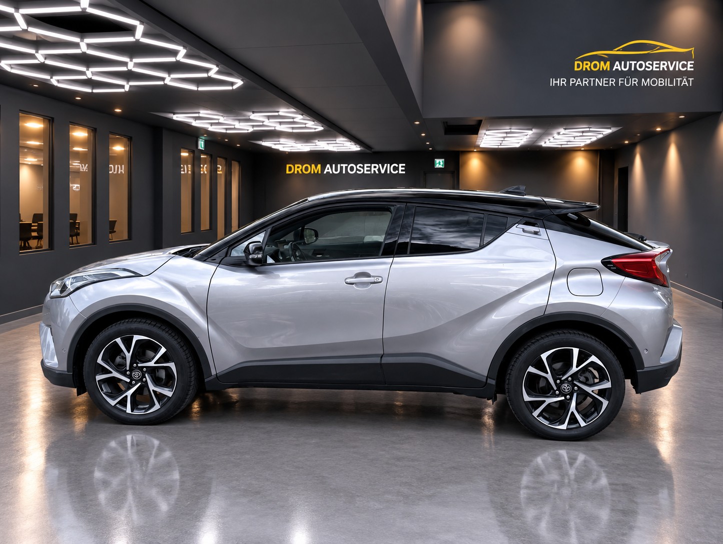 TOYOTA C-HR 1.2 Turbo Style 4WD Multidrive S-image-7