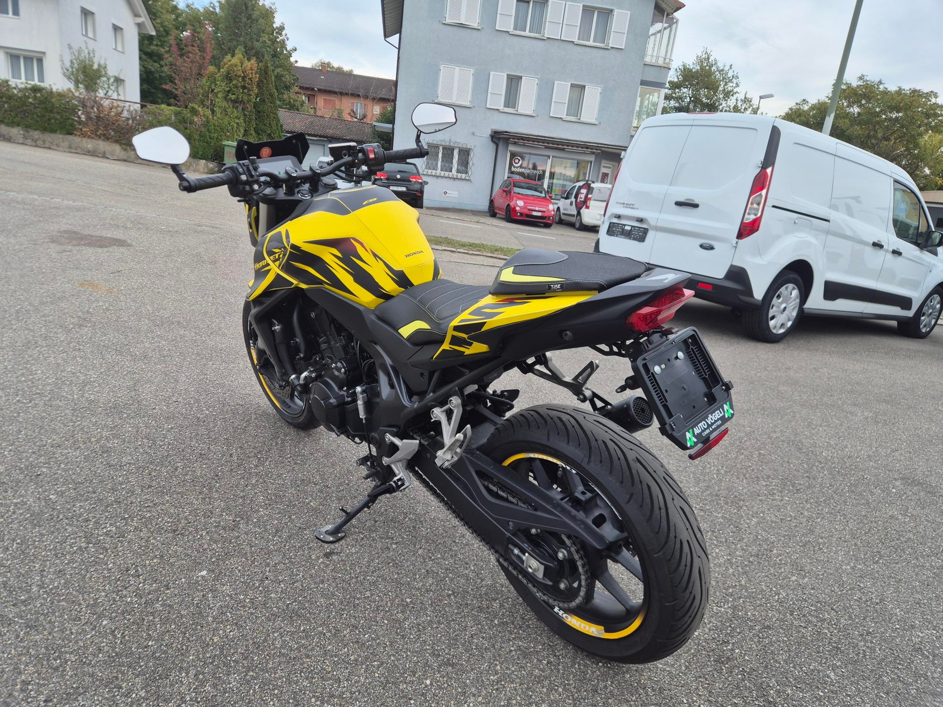 HONDA CB 750 Hornet (35kW)-showroom-element-3