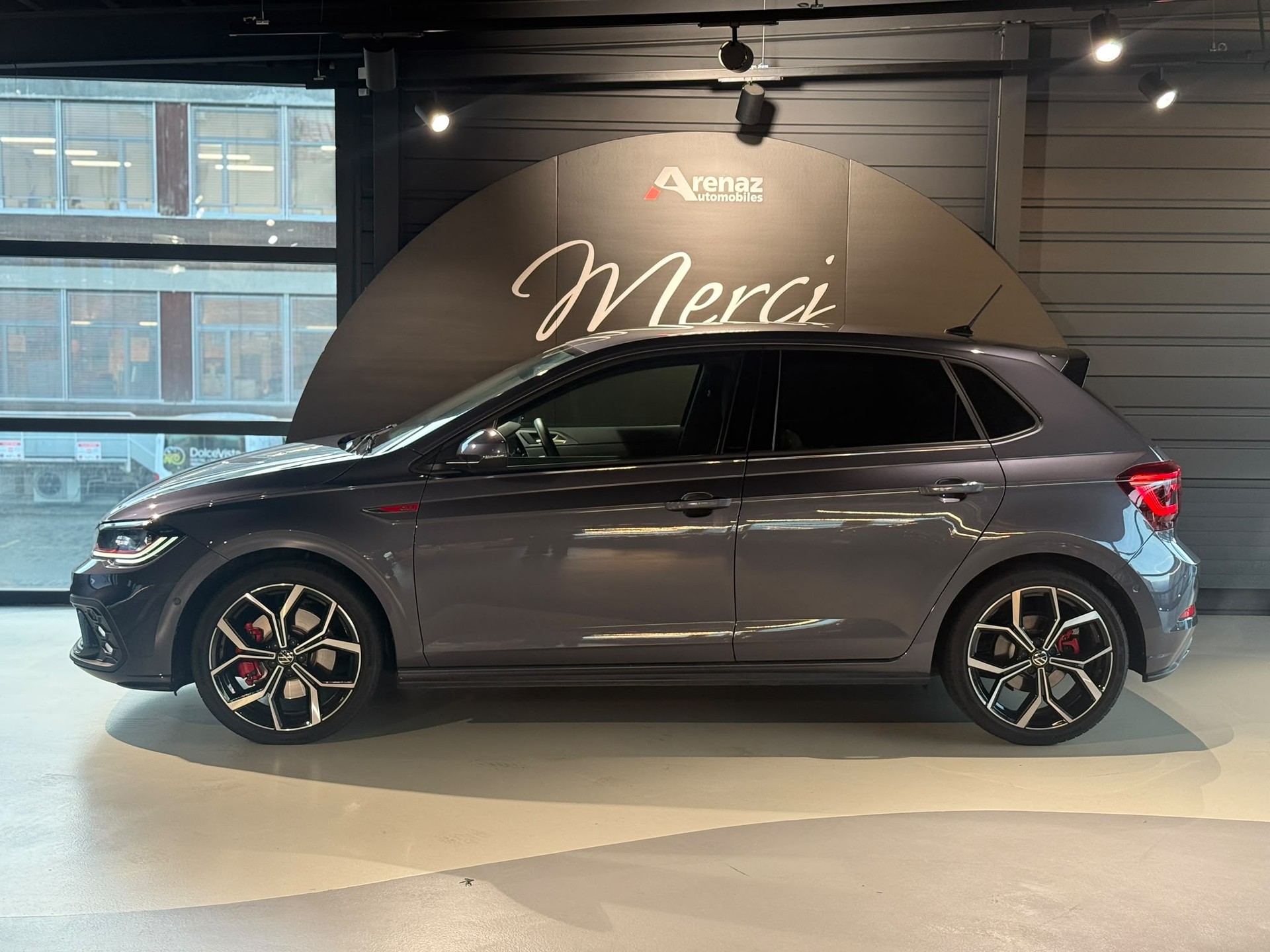 VW Polo 2.0 TSI GTI United DSG-showroom-element-3
