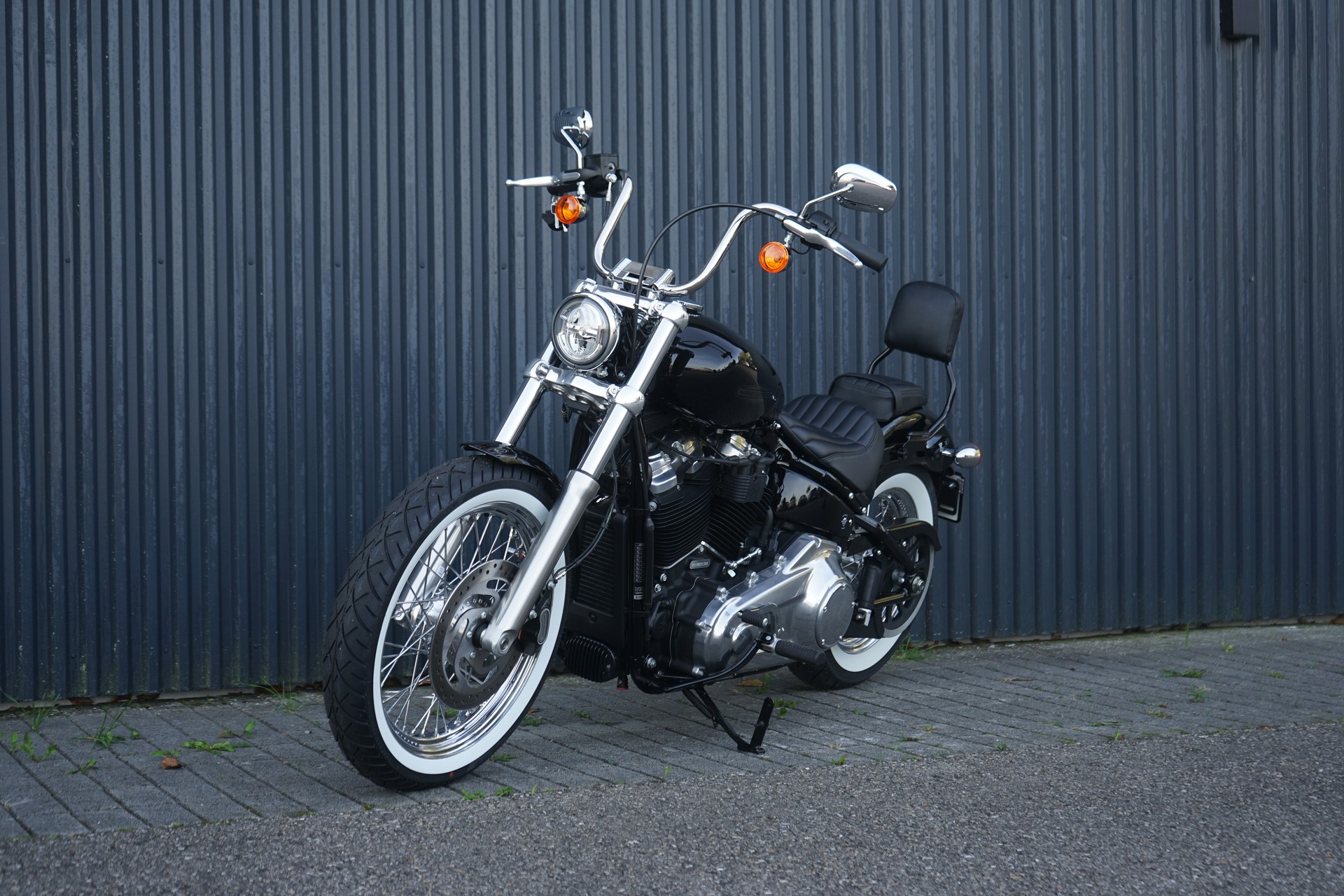 HARLEY-DAVIDSON FXST Softail Standard 107-image-2