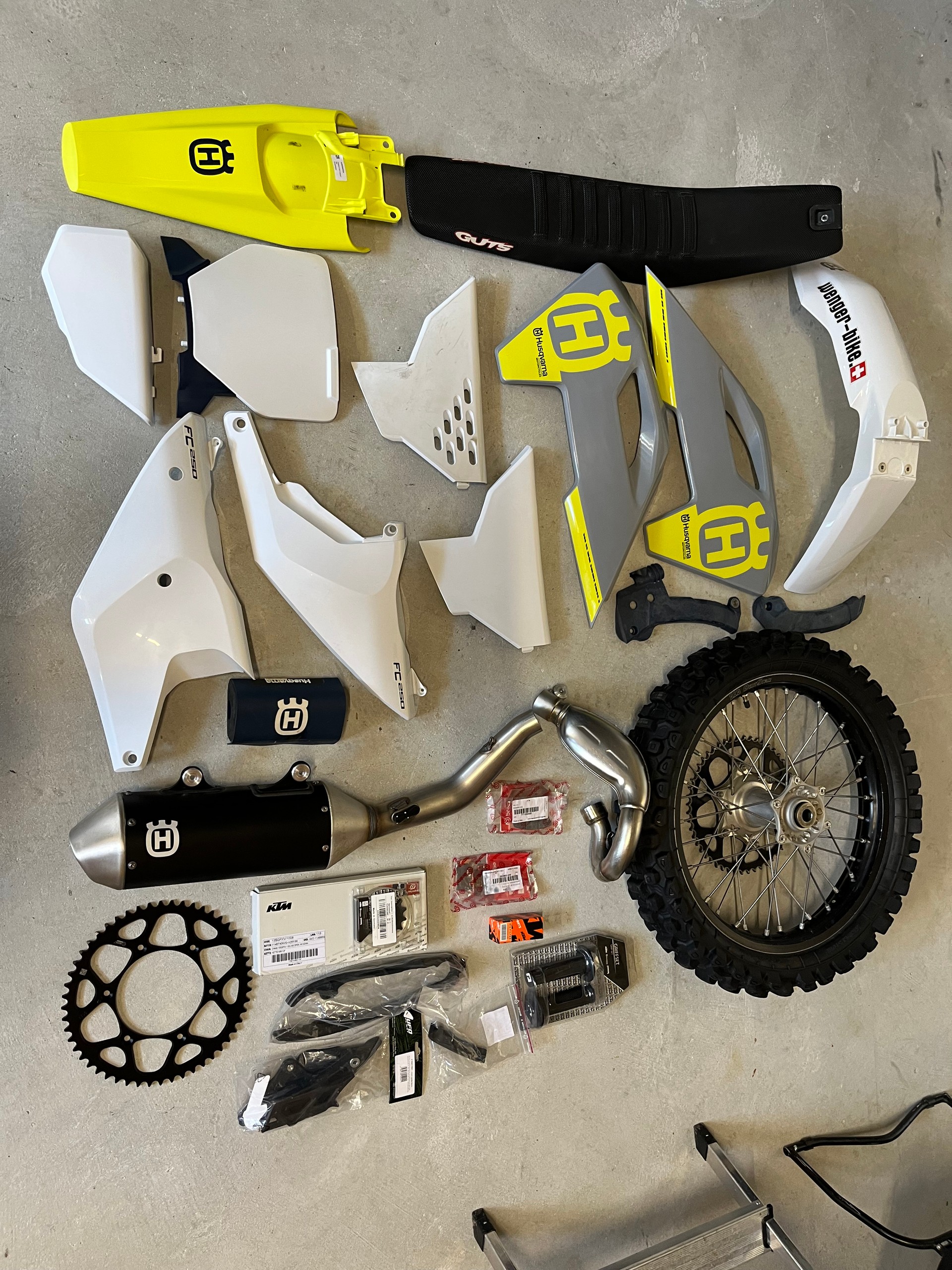HUSQVARNA Motocross-image-3