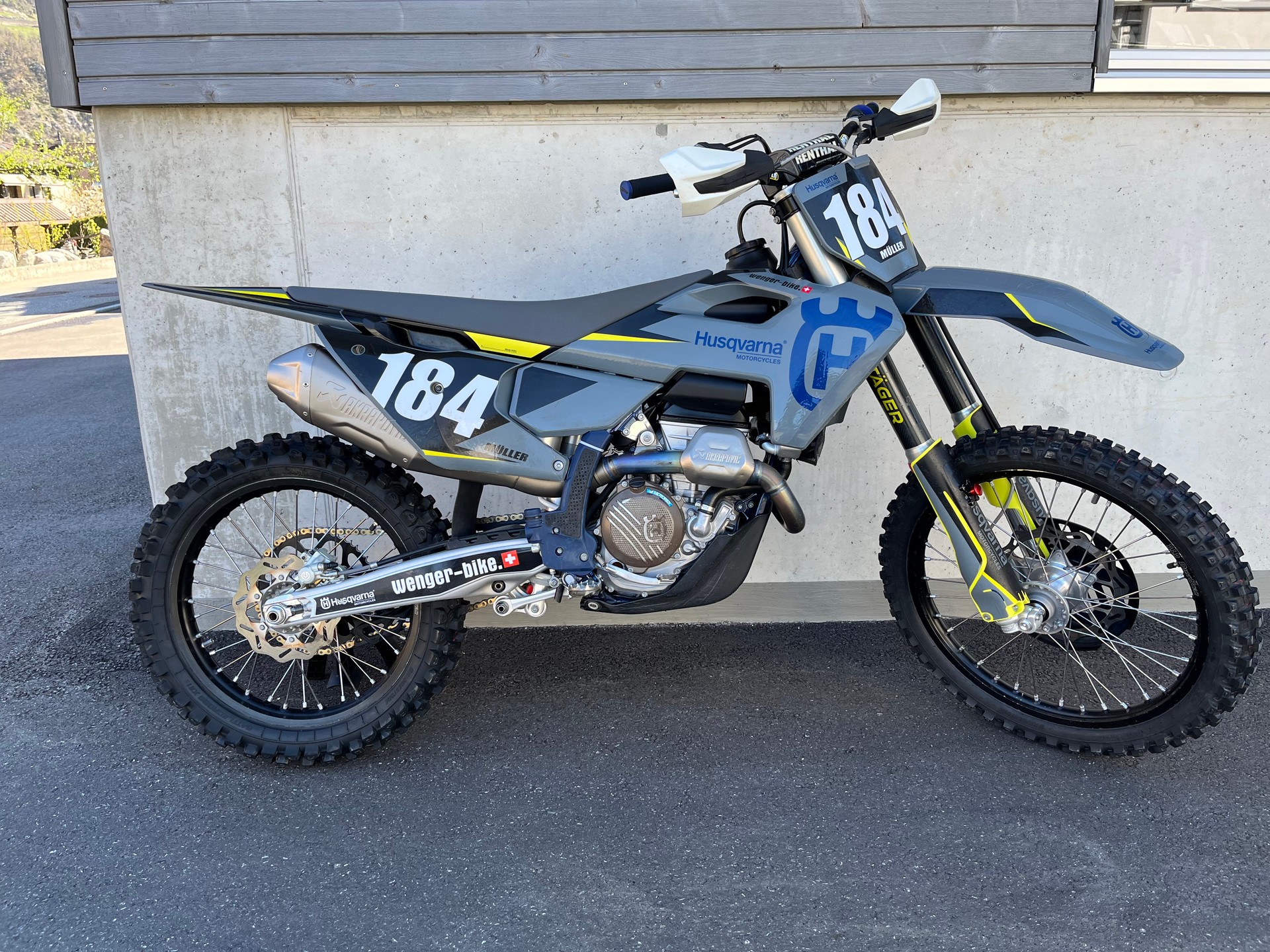HUSQVARNA Motocross-image-0