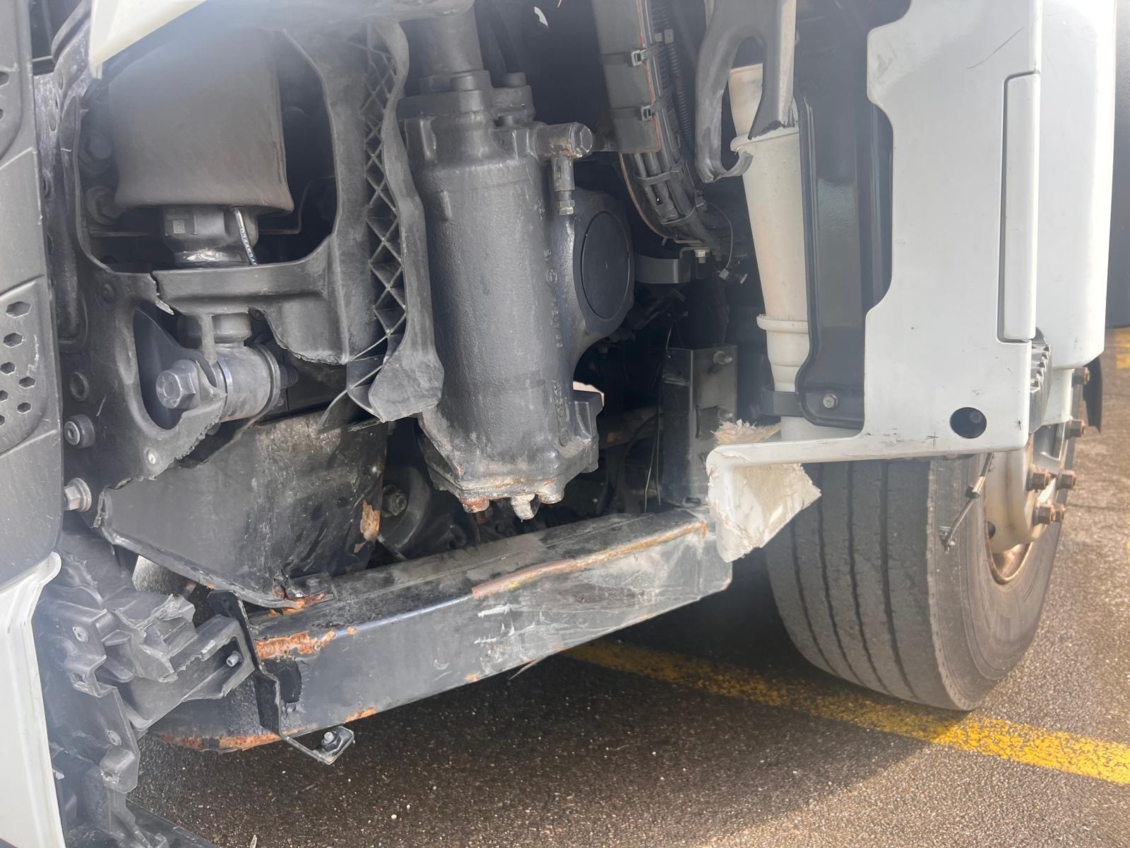 IVECO S-Way 190S36 FP-image-1