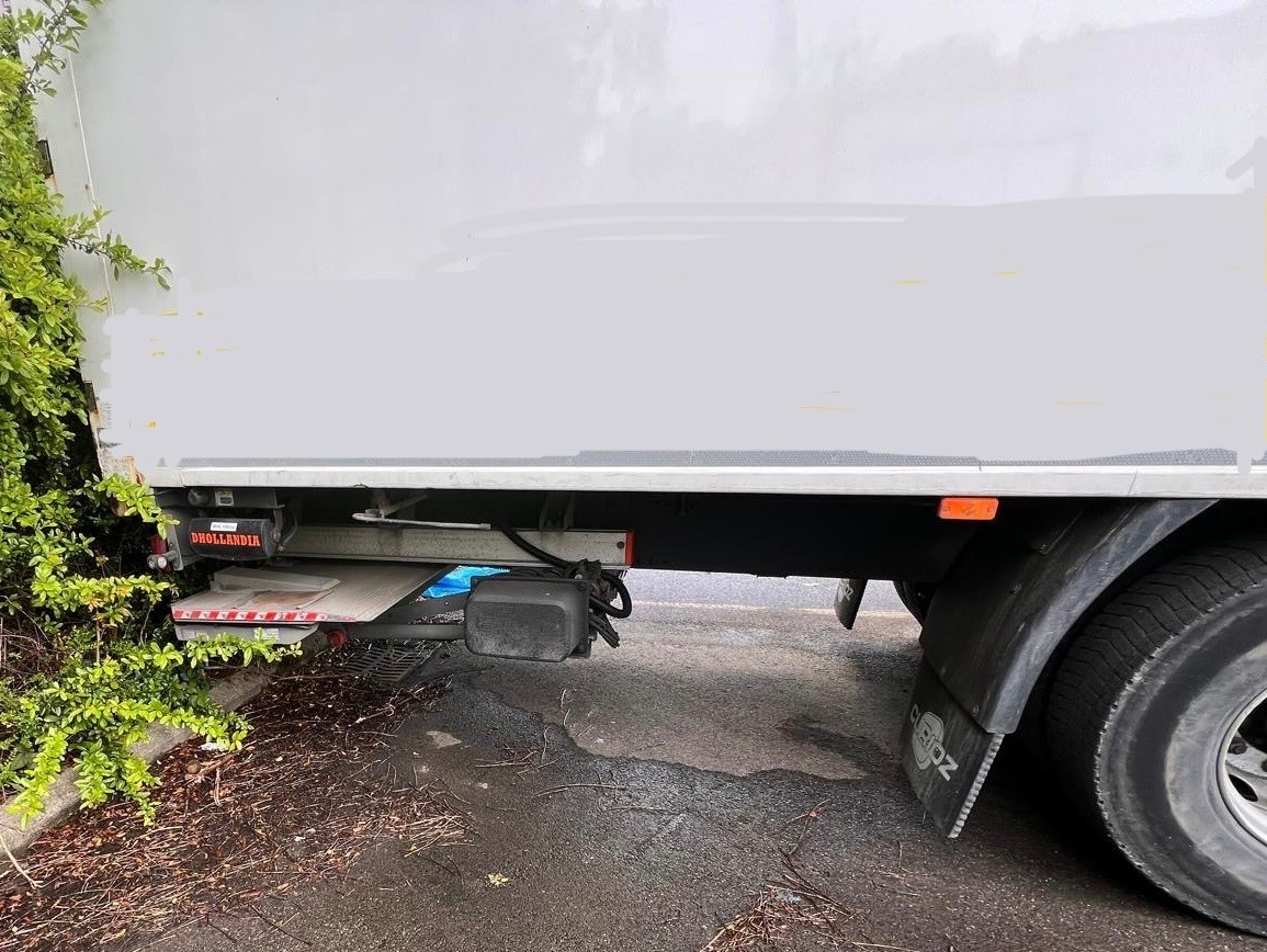IVECO S-Way 190S36 FP-image-5