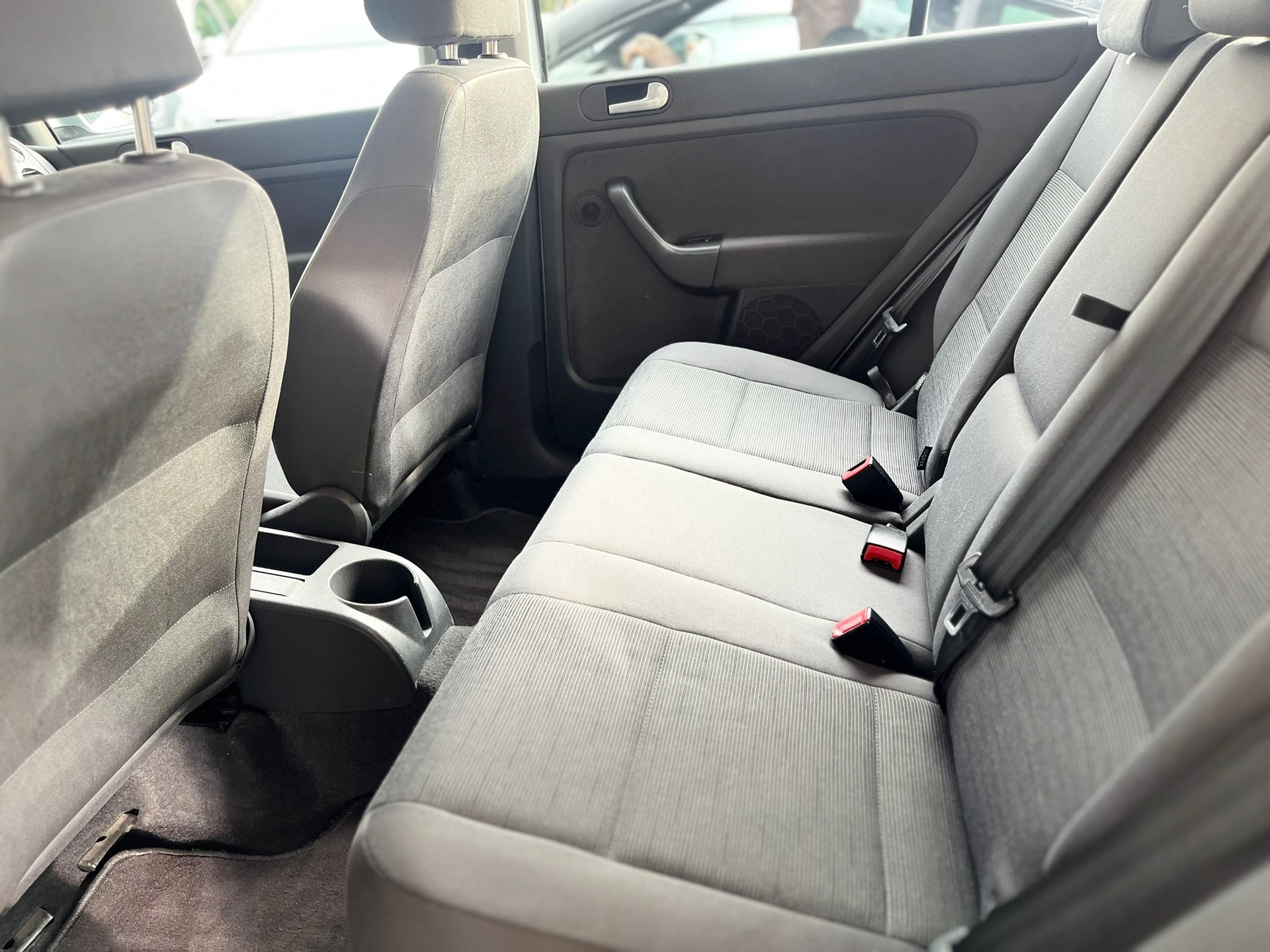 VW Golf Plus 1.6 FSI Comfortline-image-7