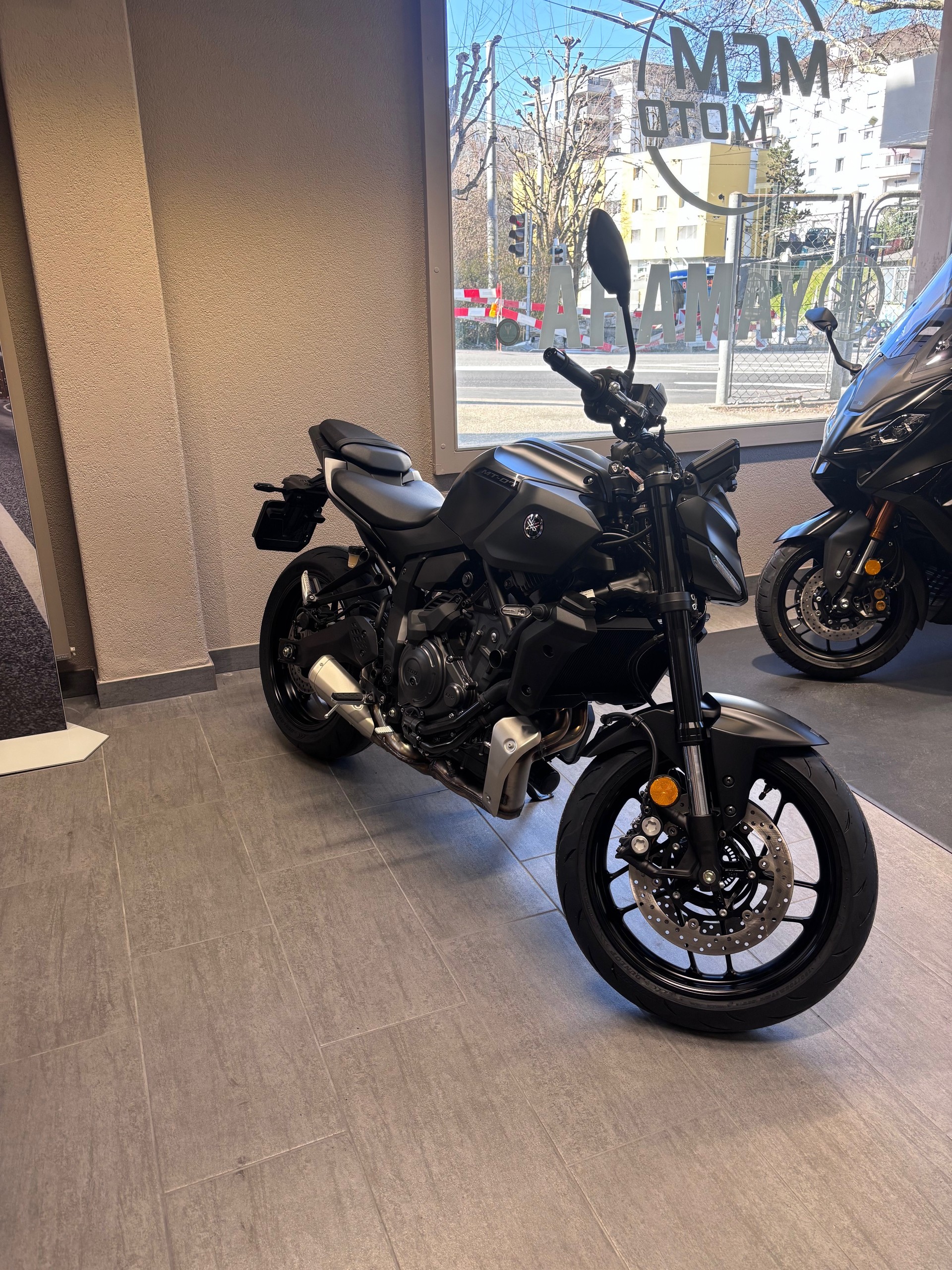 YAMAHA MT-07 Y AMT-image-1