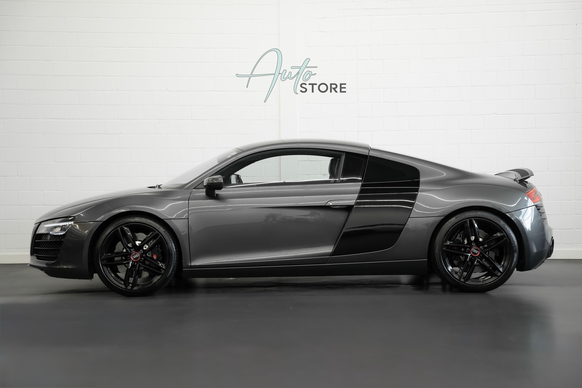AUDI R8 Coupé 4.2 S-Tronic Capristo-showroom-element-2