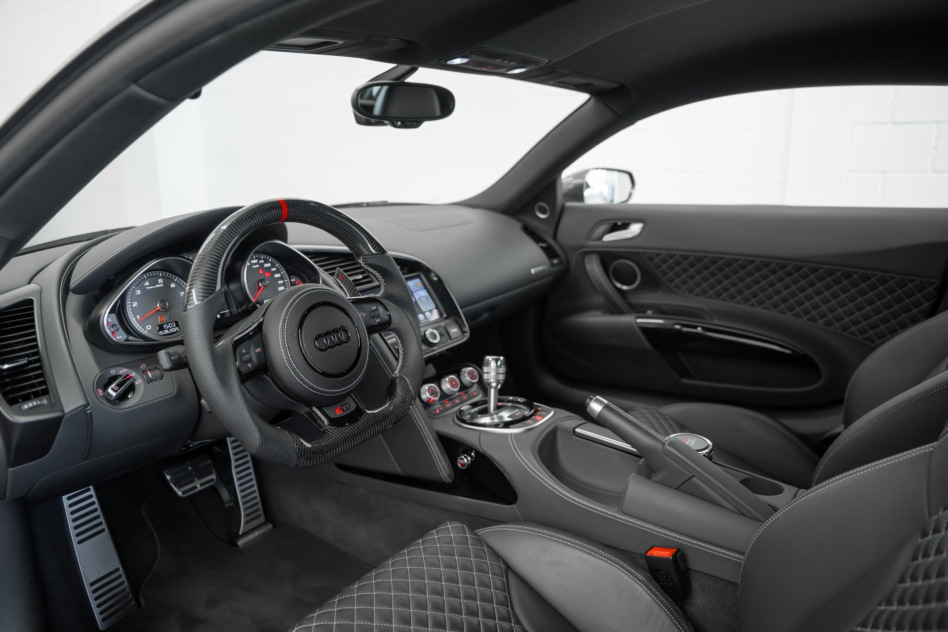 AUDI R8 Coupé 4.2 S-Tronic Capristo-image-7