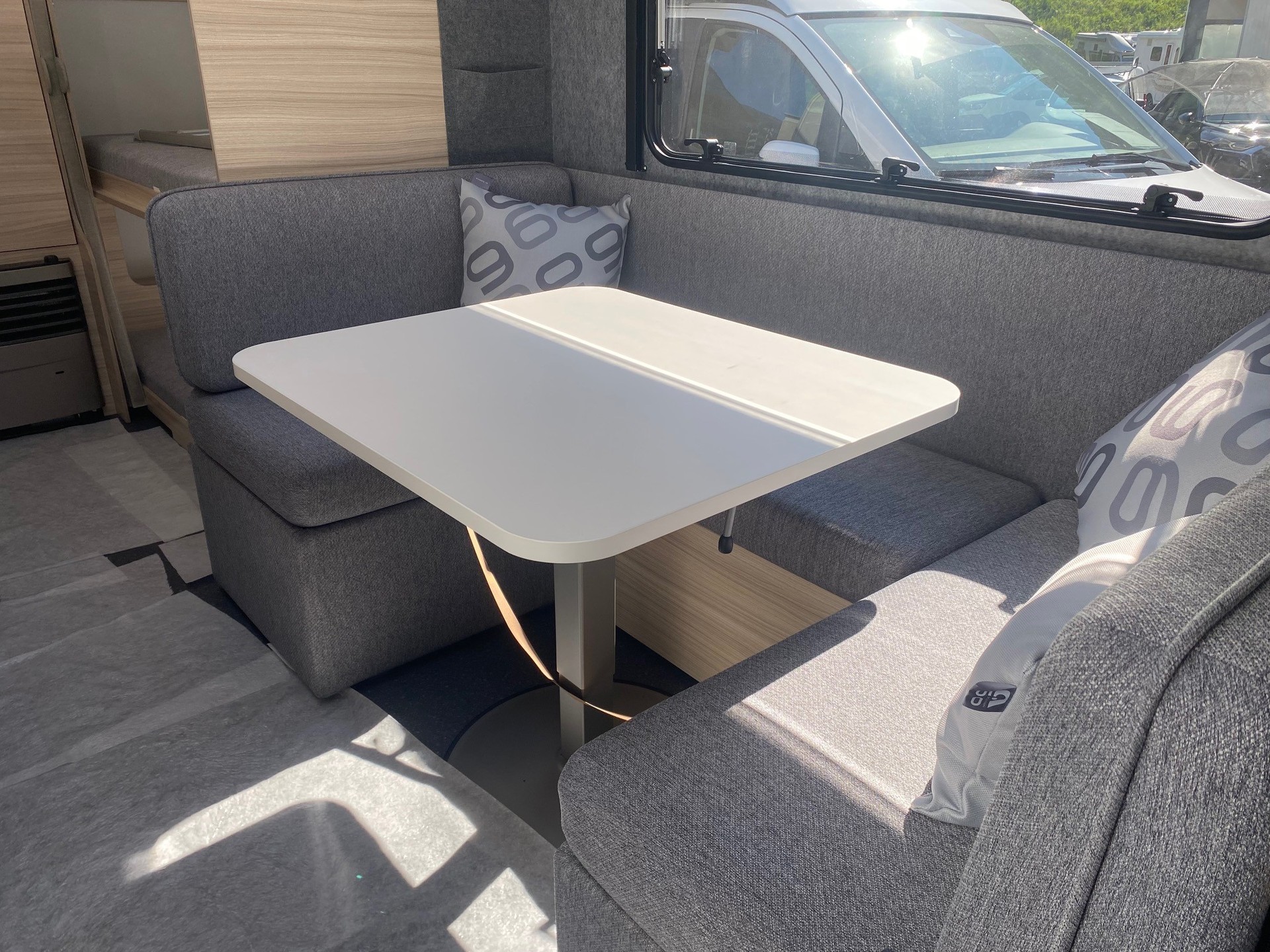ADRIA ALTEA 552 PK 60Y-image-2