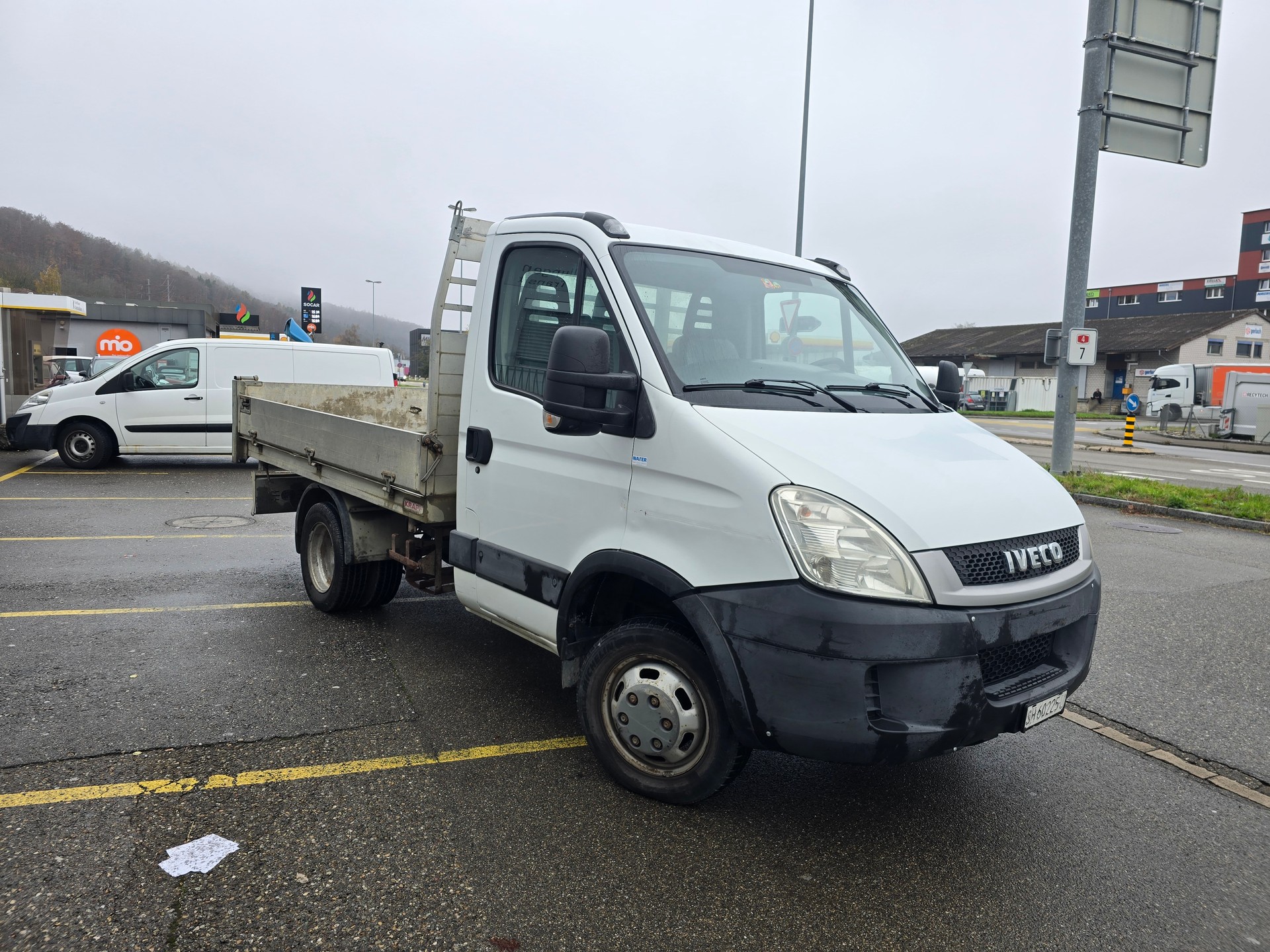 IVECO 35c15-image-2