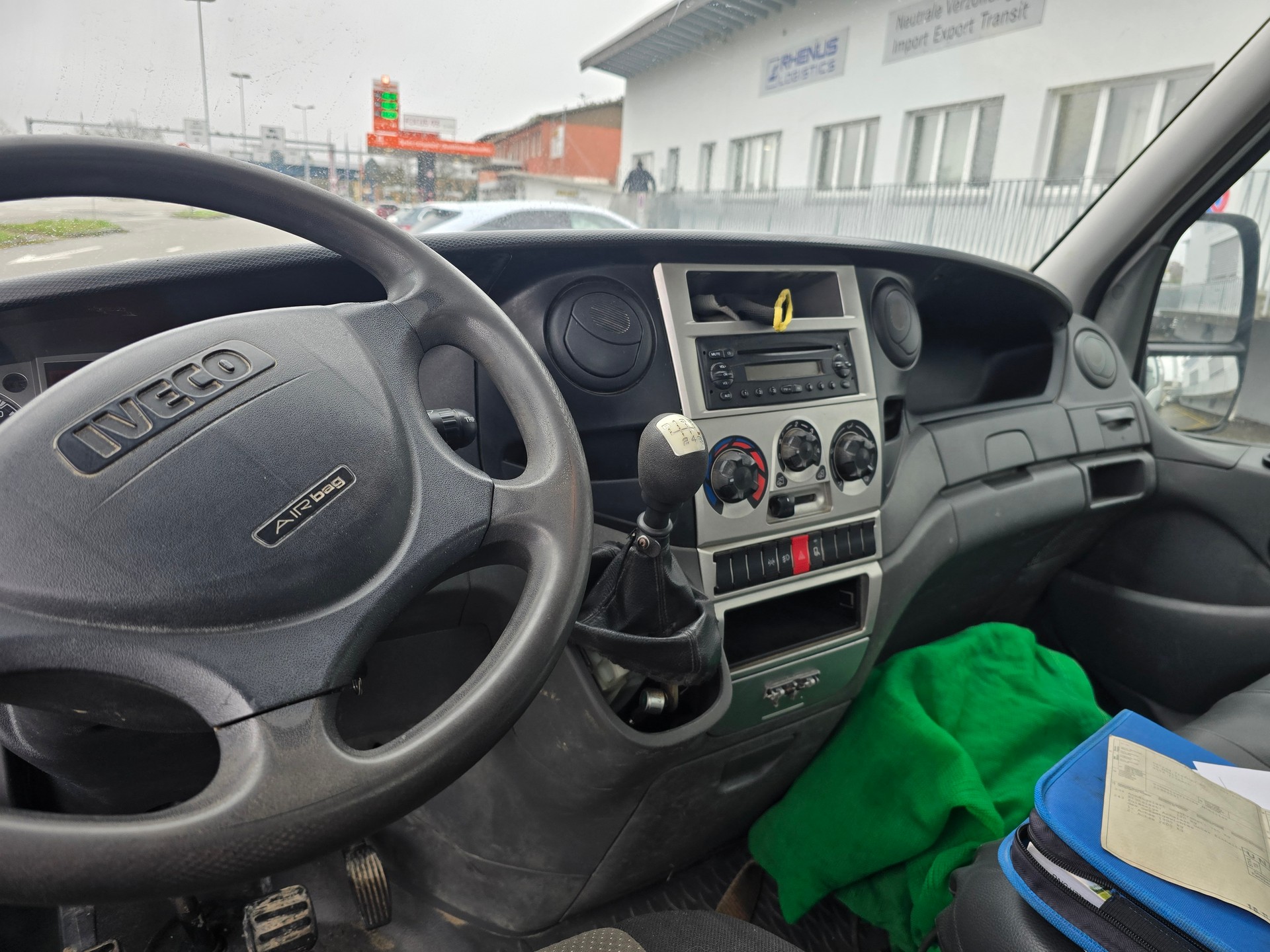 IVECO 35c15-image-8