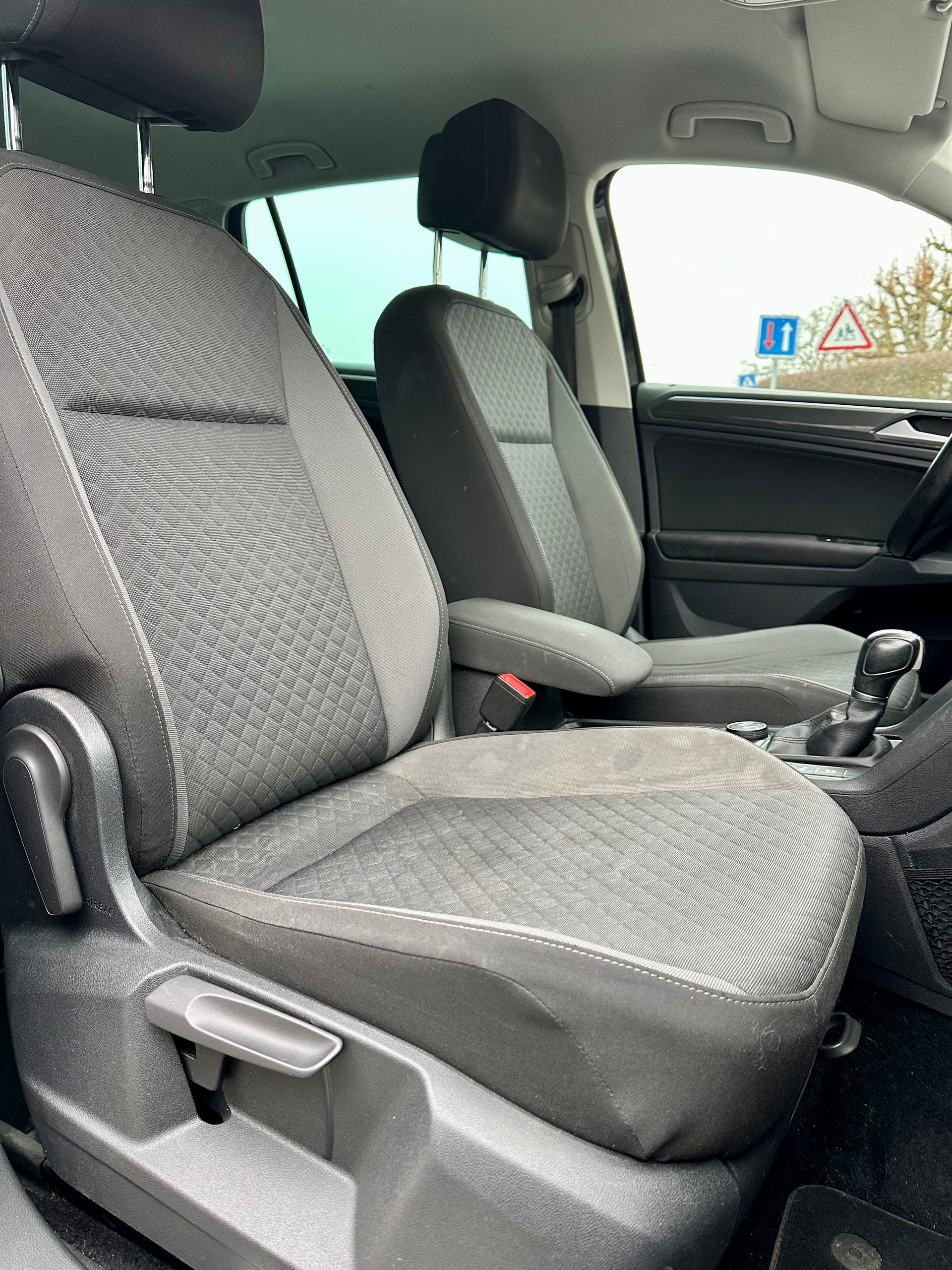 VW Tiguan 2.0TSI Comfortline 4Motion DSG-image-11