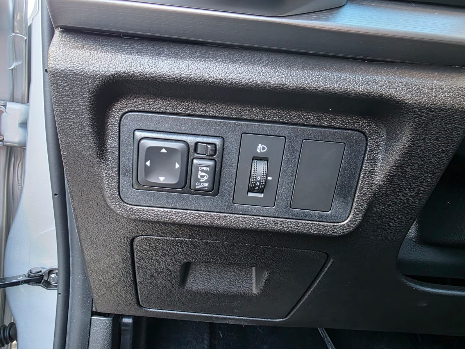 JAC T9EV 88kWh Luxury 4x4-image-18