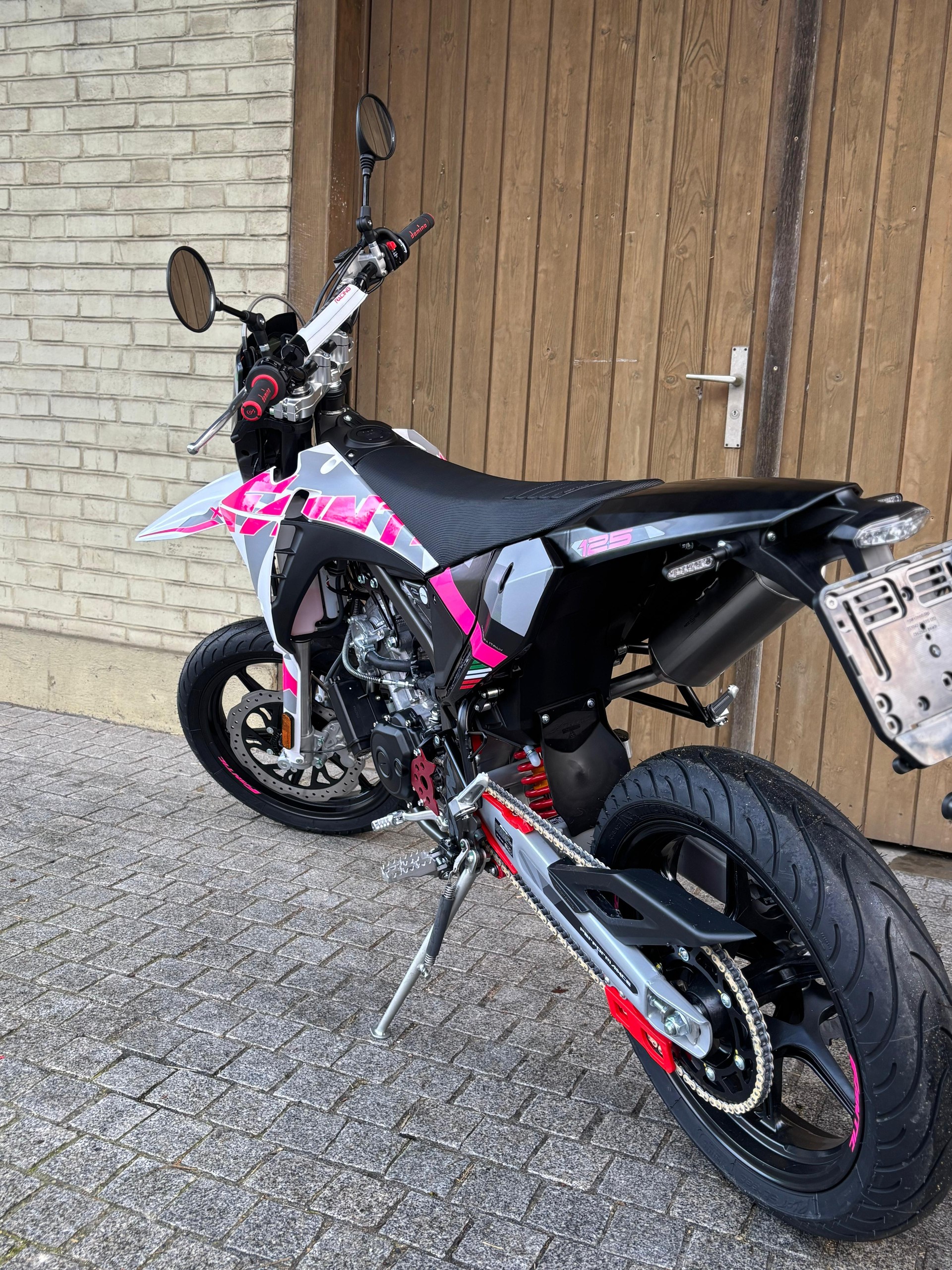 FANTIC XMF 125 2026 performance-image-3