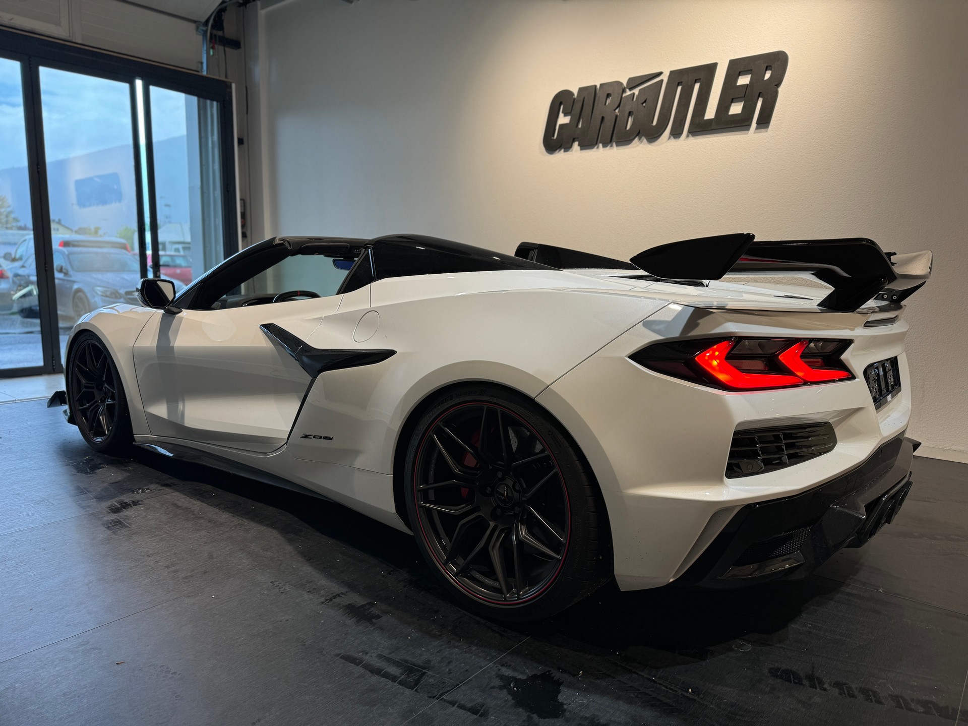 CHEVROLET CORVETTE C8 Z06 5.5L V8 🚀 Cabrio US 3LZ Z07 Performance 70th Anniversary Edition OHNE OPF! GRATIS SERVICE 1'399.-- pro Monat-image-6