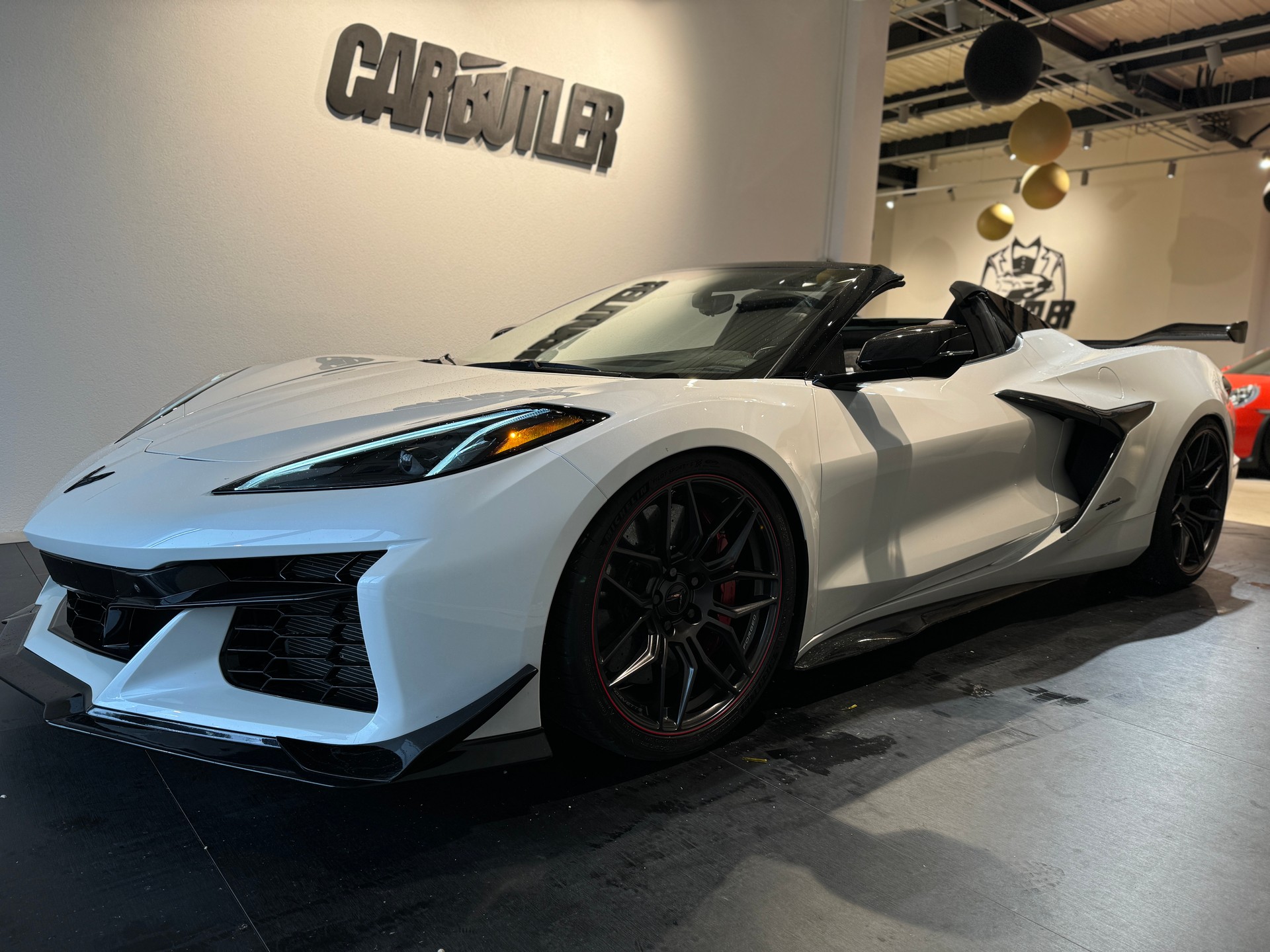 CHEVROLET CORVETTE C8 Z06 5.5L V8 🚀 Cabrio US 3LZ Z07 Performance 70th Anniversary Edition OHNE OPF! GRATIS SERVICE 1'399.-- pro Monat-image-4