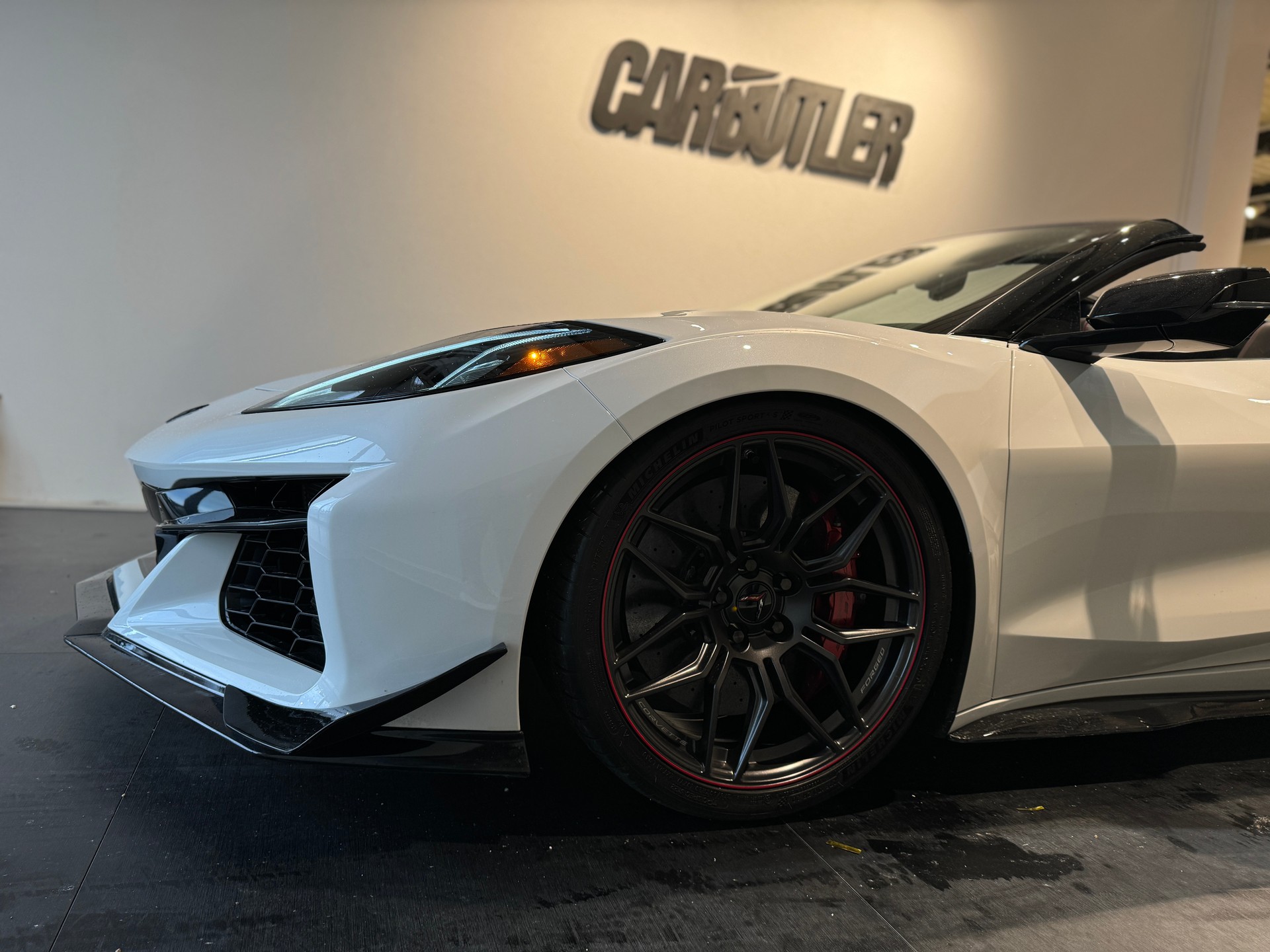 CHEVROLET CORVETTE C8 Z06 5.5L V8 🚀 Cabrio US 3LZ Z07 Performance 70th Anniversary Edition OHNE OPF! GRATIS SERVICE 1'399.-- pro Monat-image-5