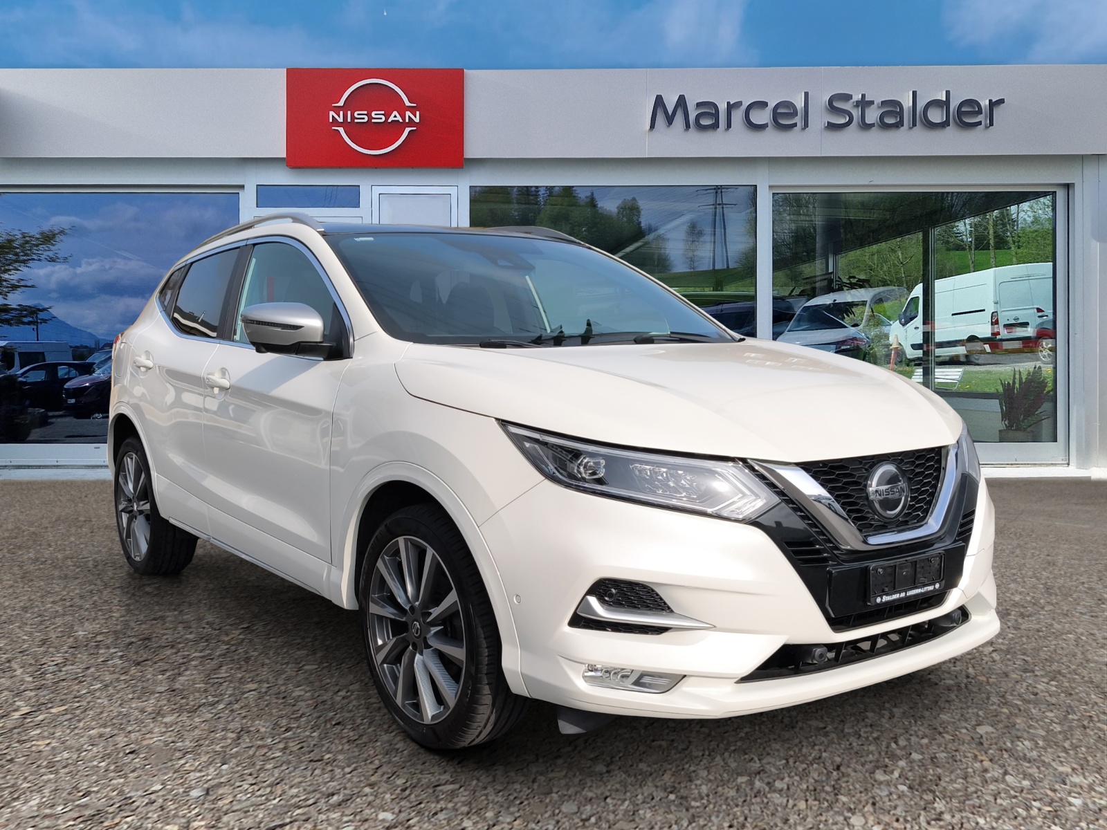 NISSAN Qashqai 1.3 DIG-T N-Tec DCT-image-5