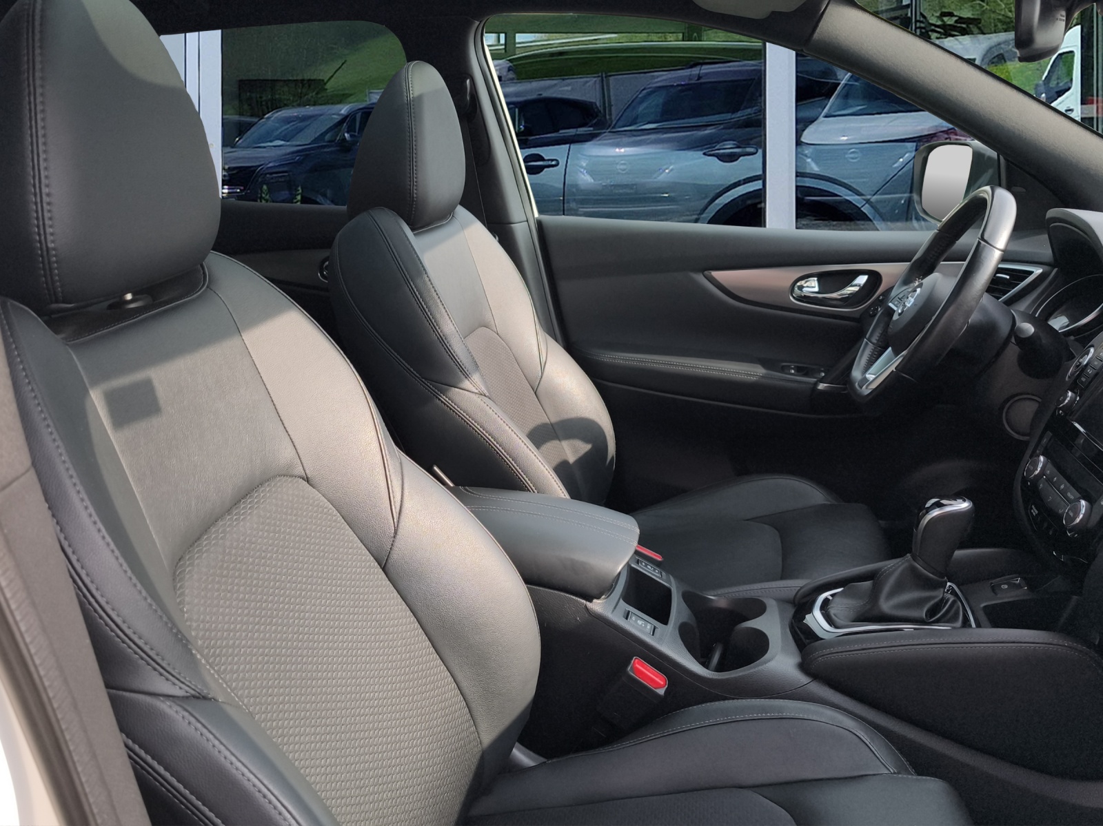 NISSAN Qashqai 1.3 DIG-T N-Tec DCT-image-7