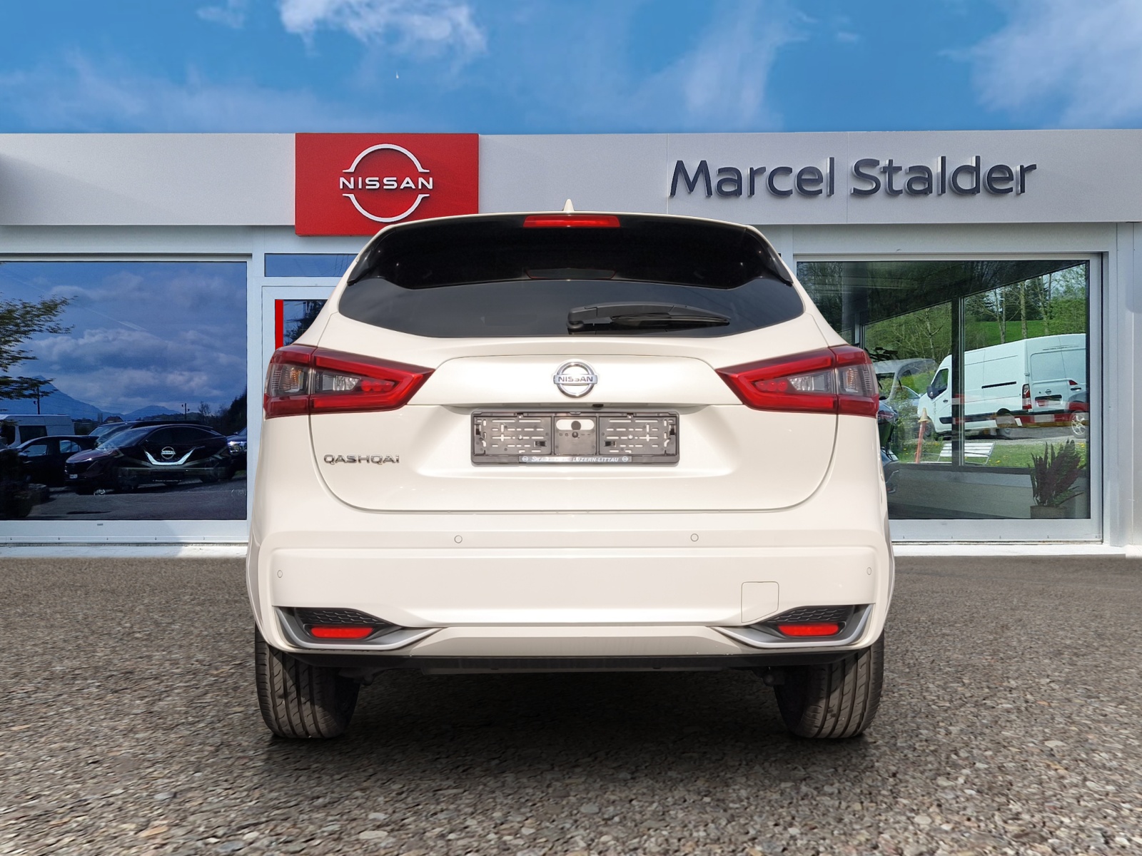 NISSAN Qashqai 1.3 DIG-T N-Tec DCT-image-3
