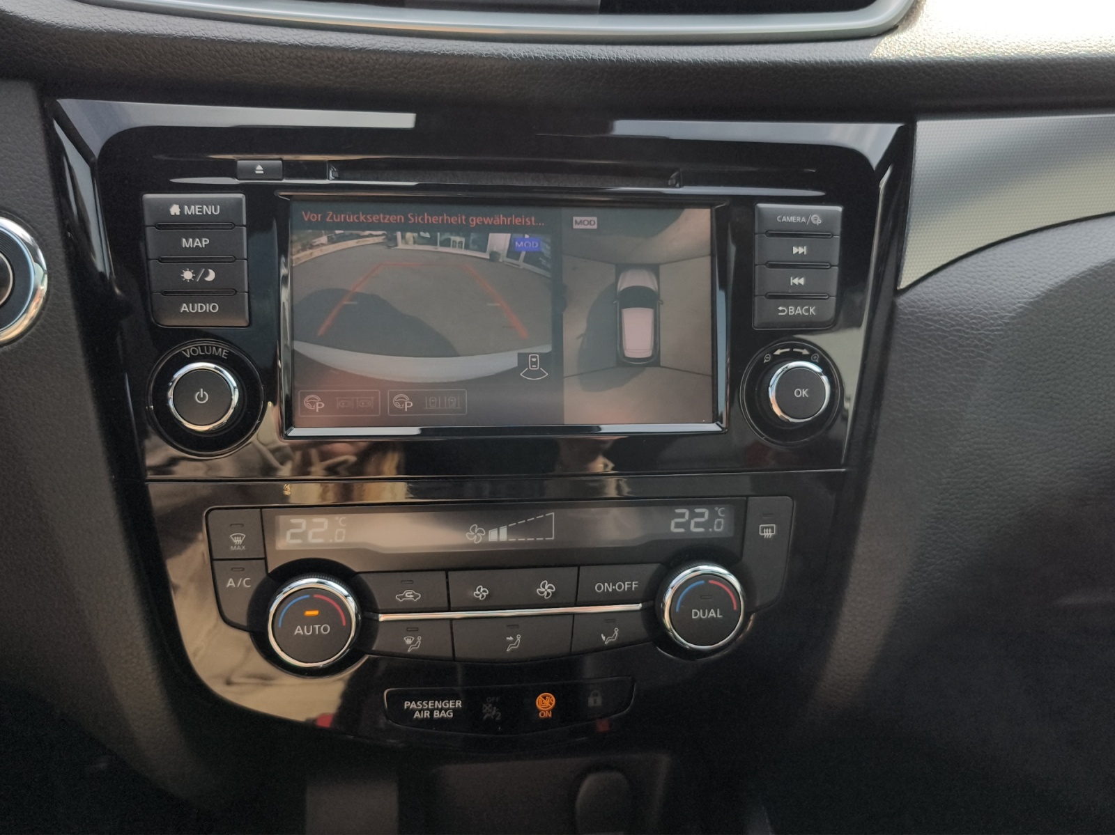 NISSAN Qashqai 1.3 DIG-T N-Tec DCT-image-10