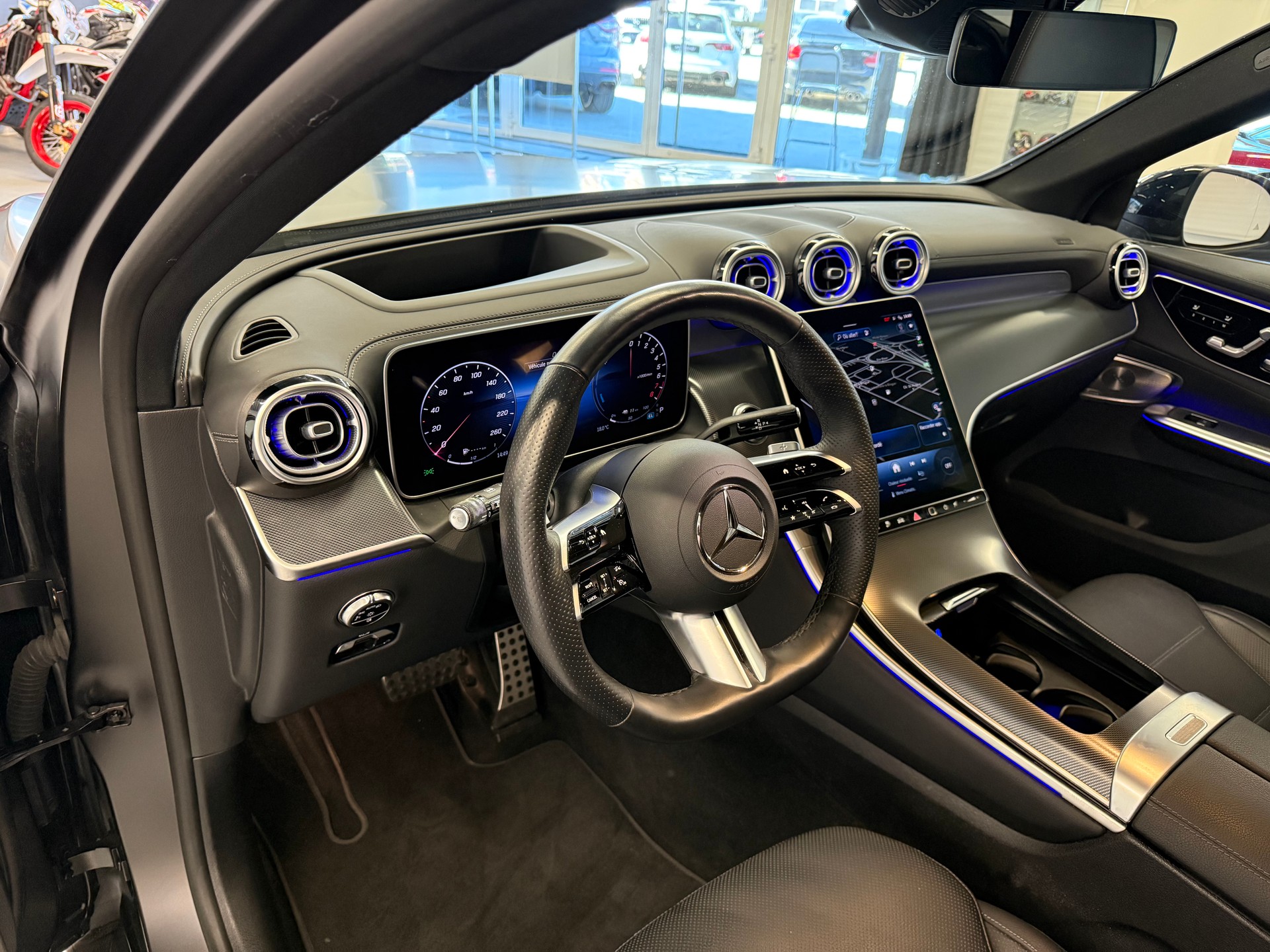MERCEDES-BENZ GLC 400 e AMG 4Matic 9G-Tronic-image-8