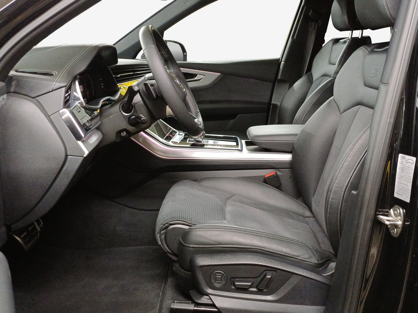 AUDI SQ7 TFSI quattro tiptronic-image-7