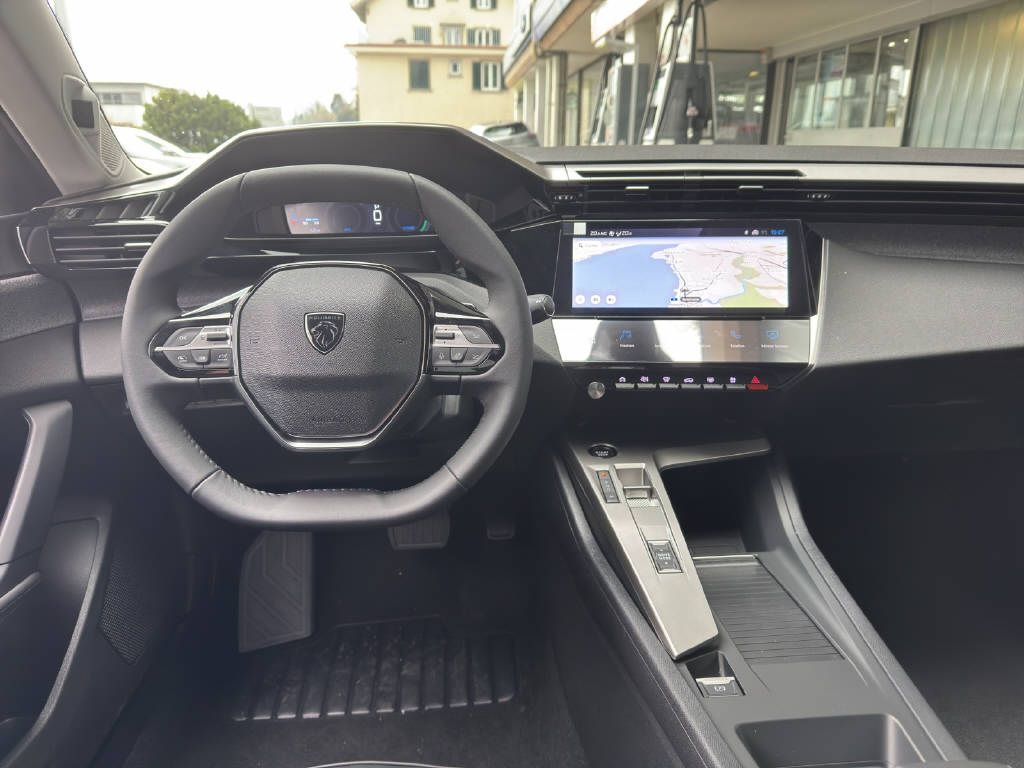 PEUGEOT 308 1.2 Hybrid Allure-image-6