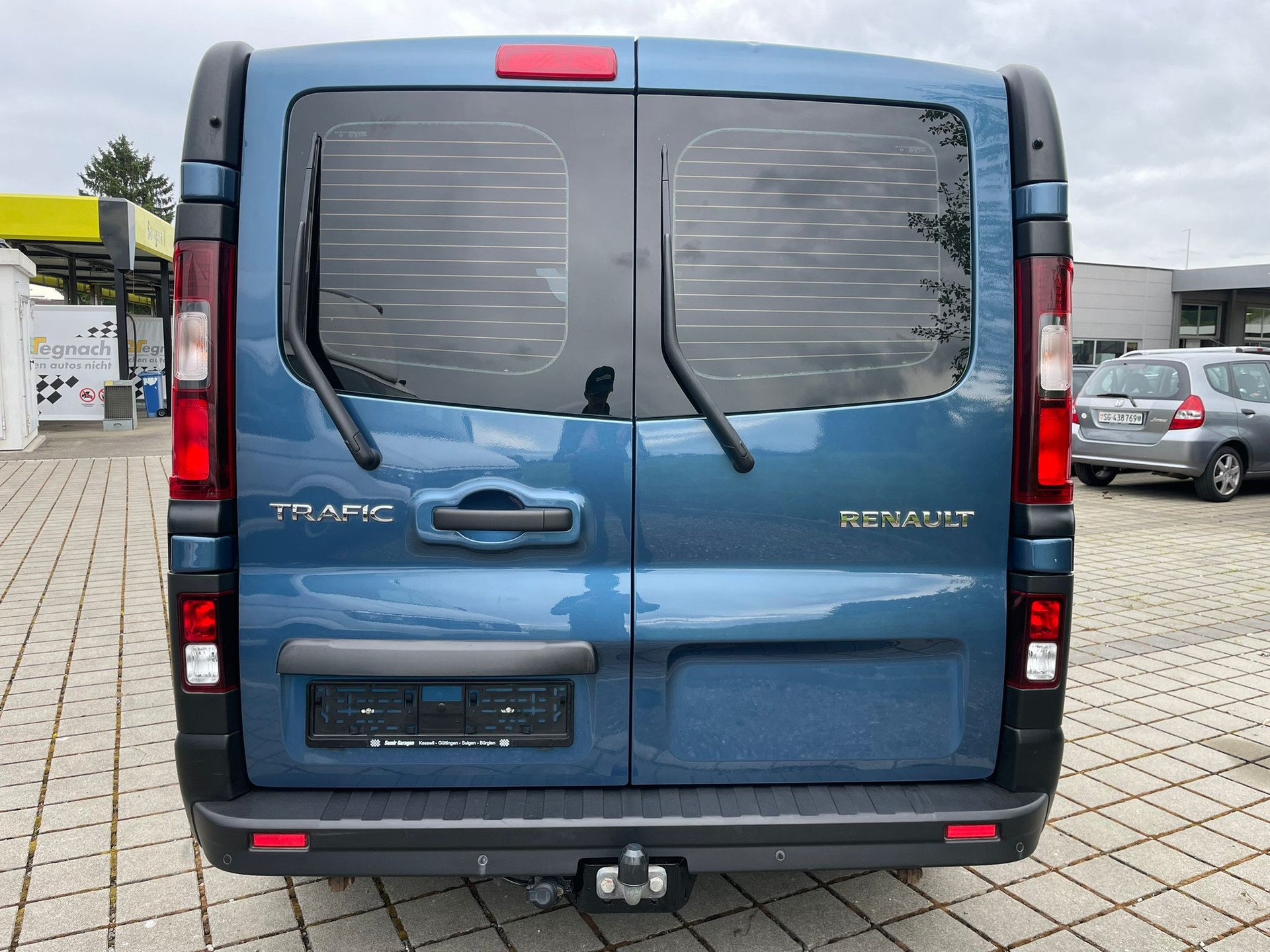 RENAULT Trafic ENERGY dCi 95 Passenger Authentique-image-6