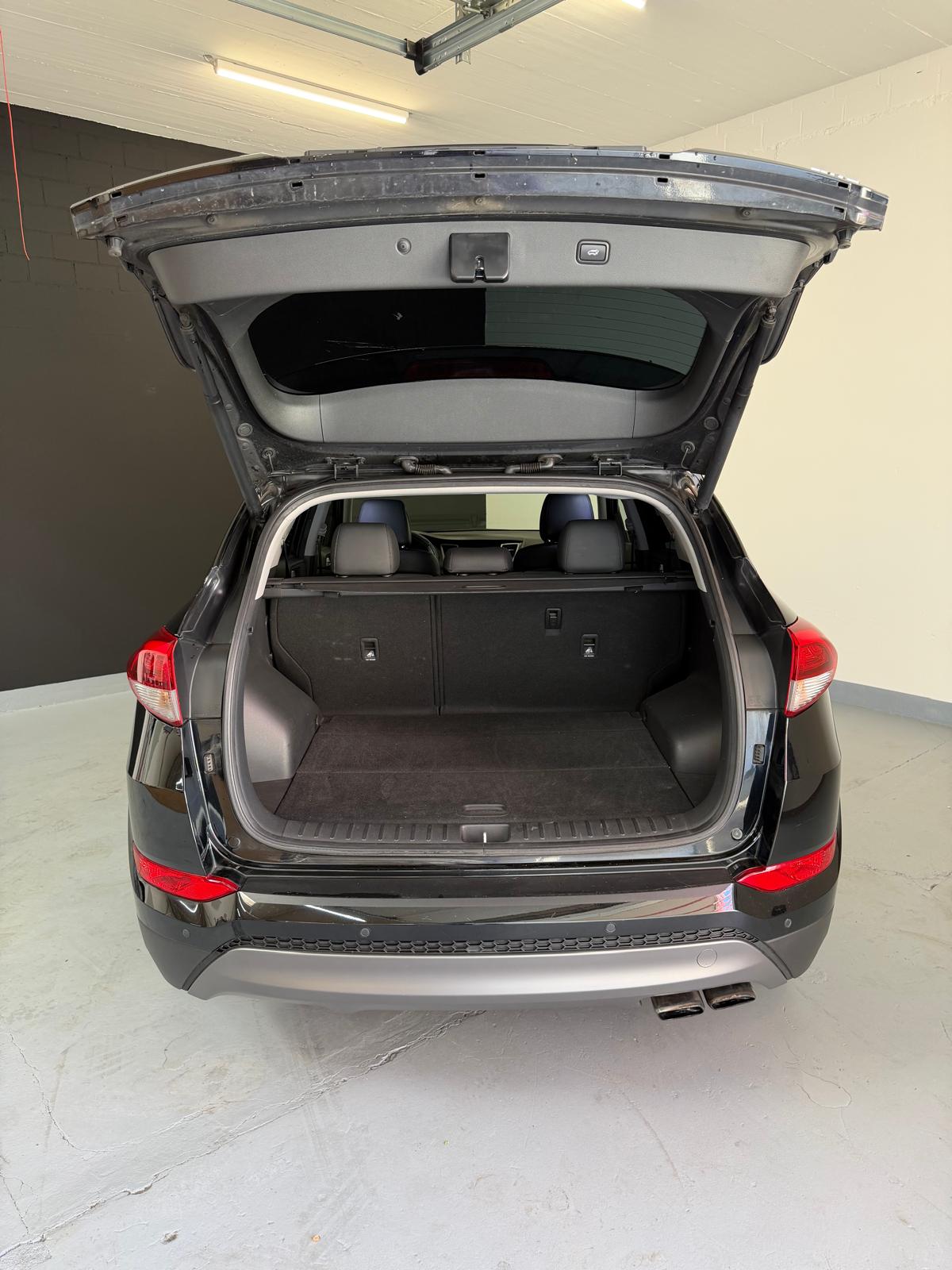 HYUNDAI Tucson 1.6 TGDI Launch Edition 4WD Automatic ***CH-Fahrzeug*** Vollausstattung-image-6