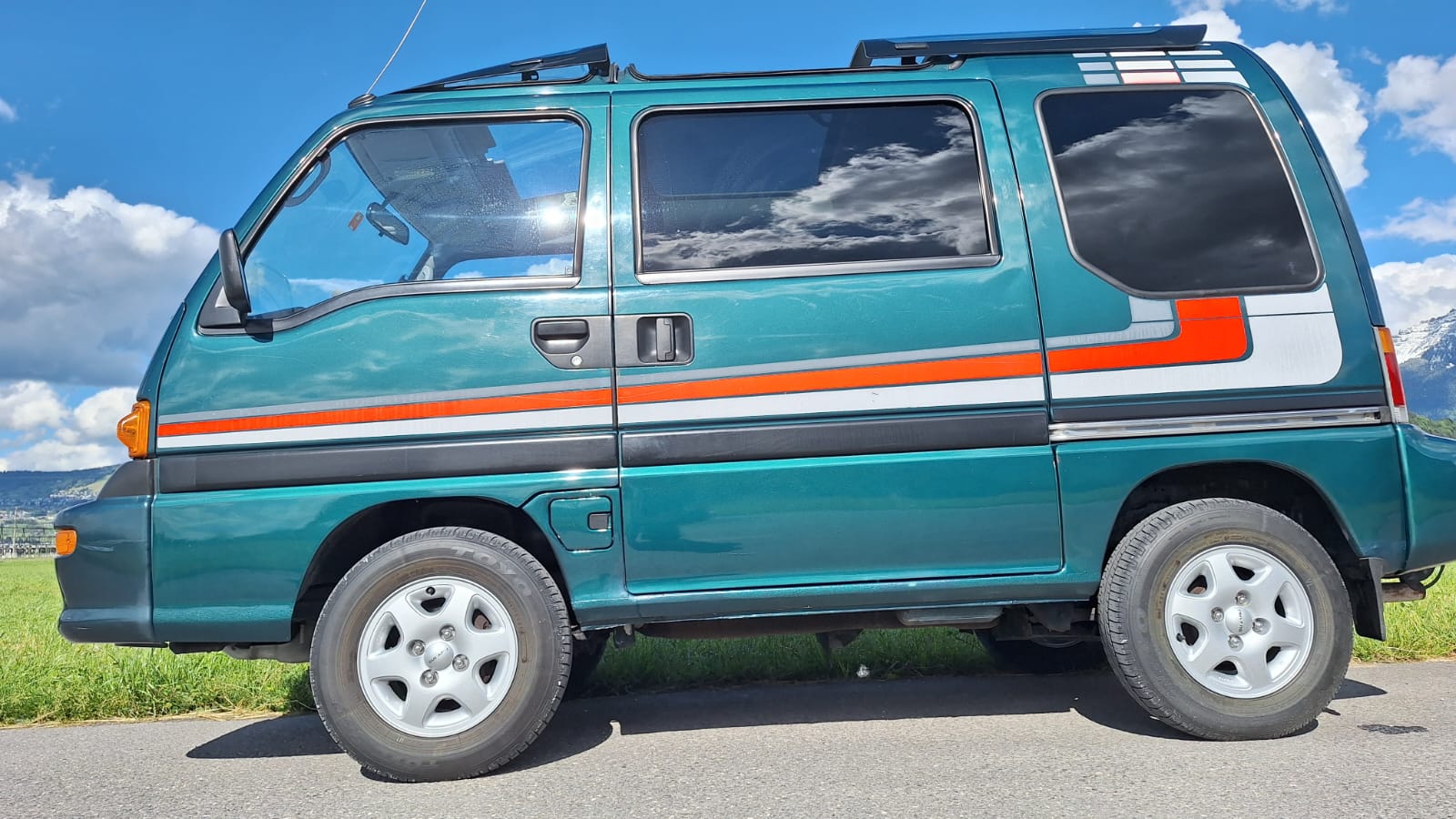 SUBARU E12 Wagon 4WD-image-10