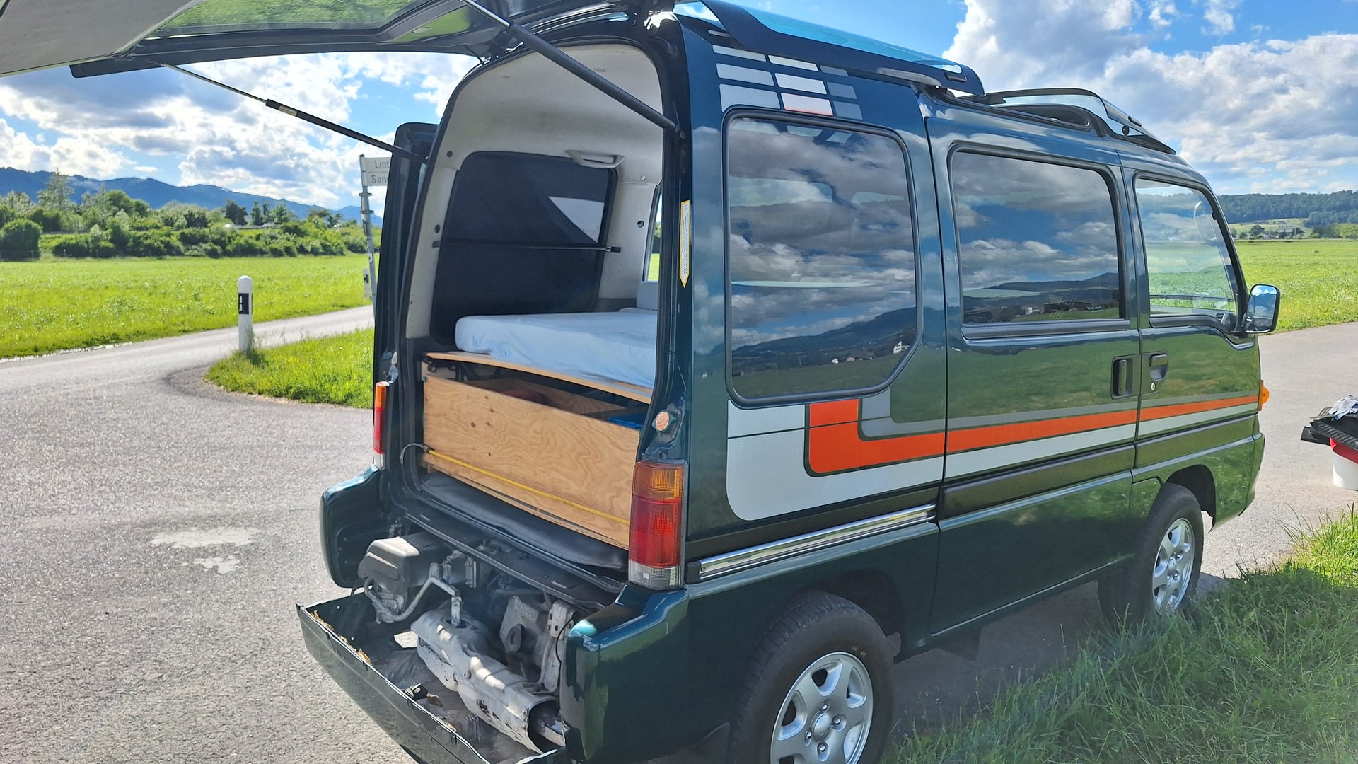 SUBARU E12 Wagon 4WD-image-7