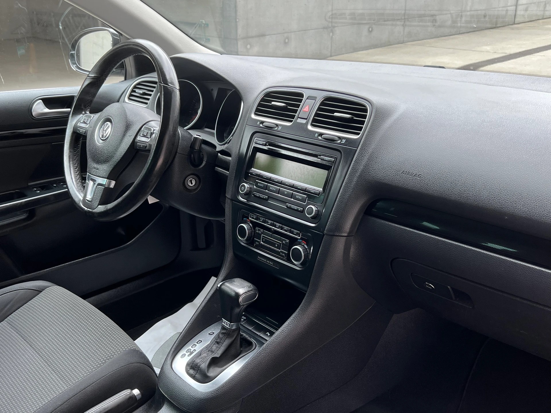 VW Golf Variant 1.4 TSI Comfortline DSG-image-7