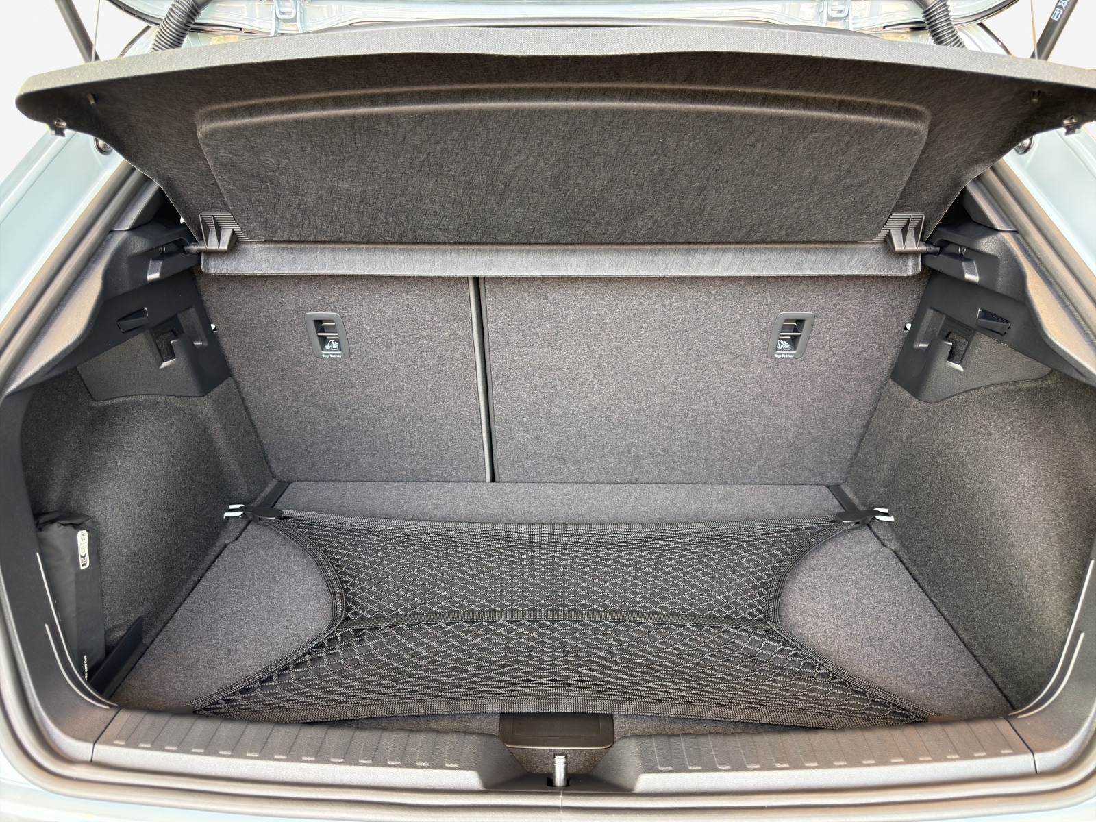 AUDI A1 Sportback 30 TFSI Attraction S-tronic-image-4